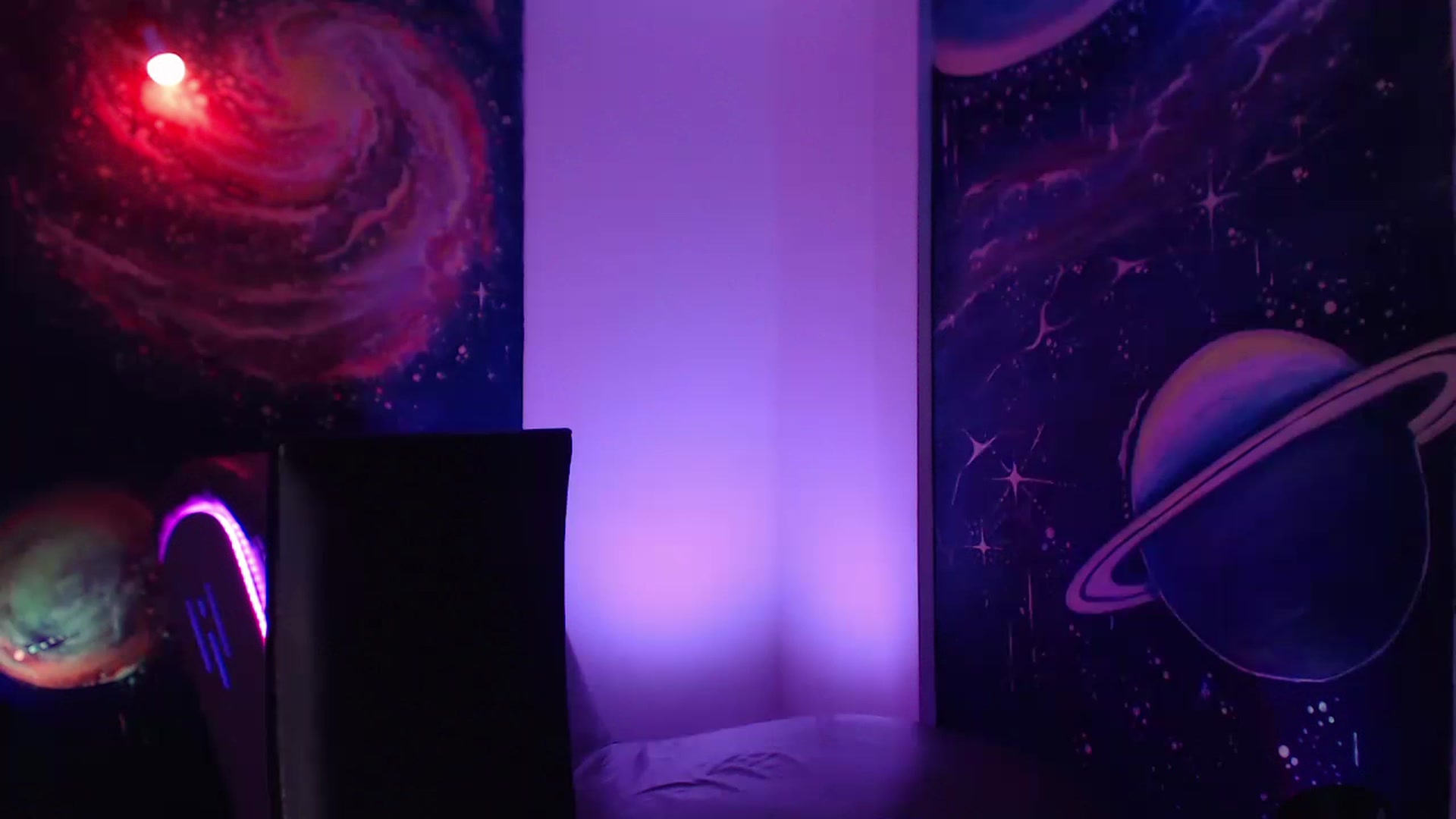 Gallery image thumbnail from IntruderRorry's myfreecams stream on, 12/12/2022, 13:31 image 3 of 20