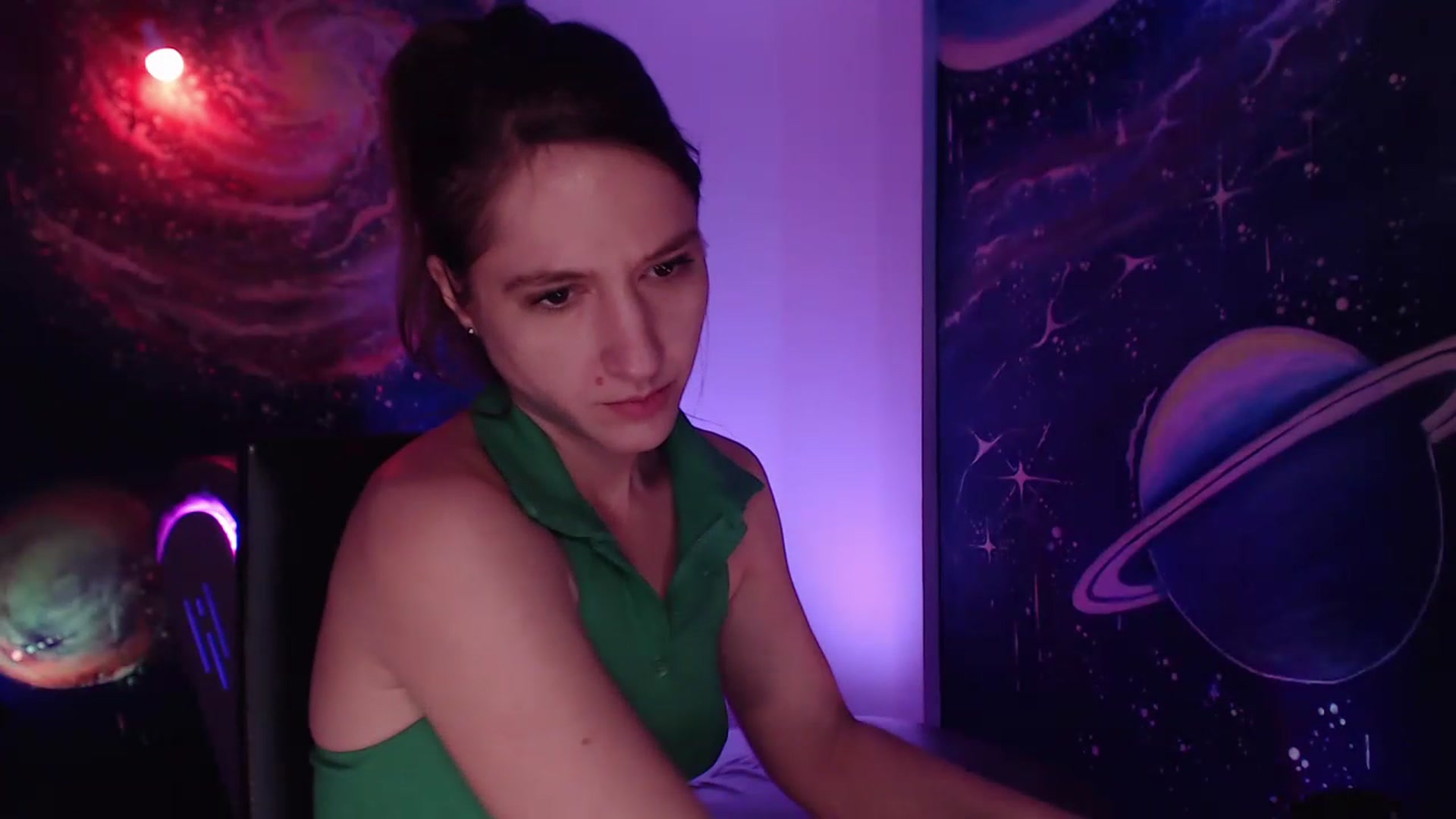 Gallery image thumbnail from IntruderRorry's myfreecams stream on, 12/12/2022, 13:31 image 5 of 20