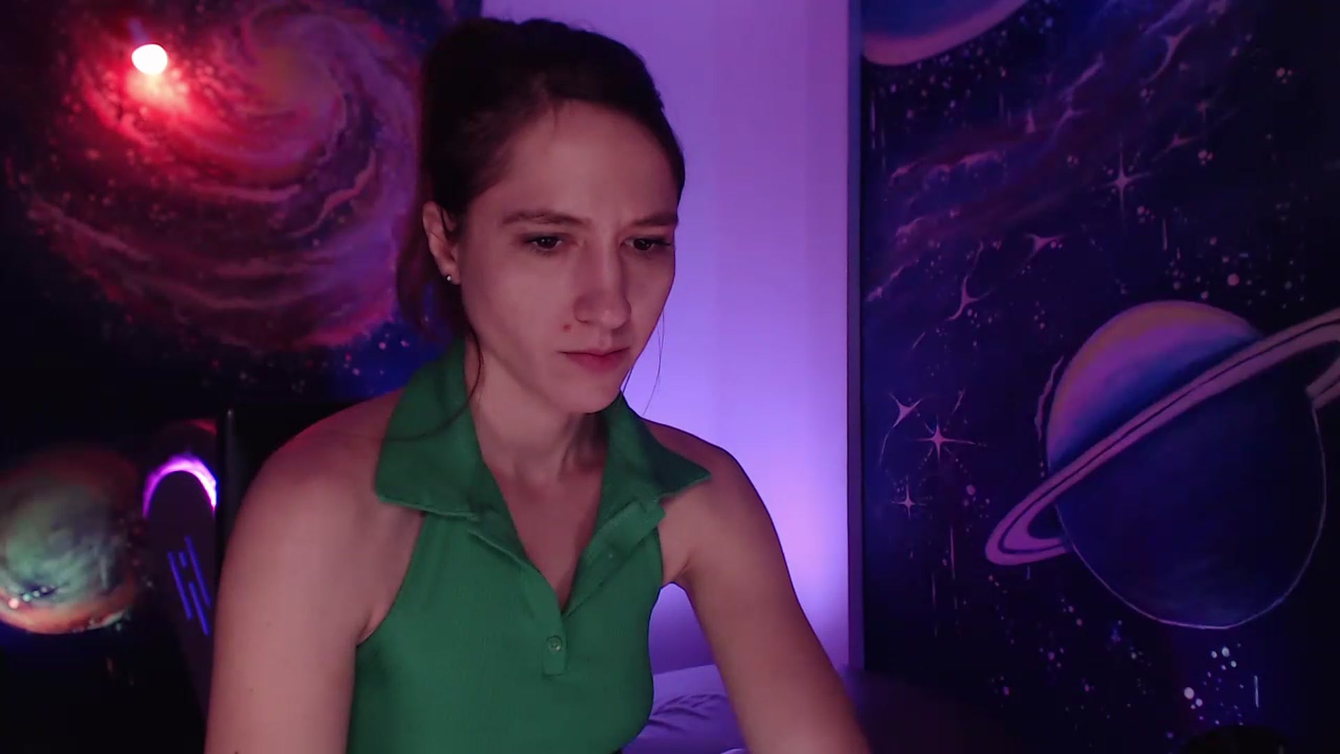 Gallery image thumbnail from IntruderRorry's myfreecams stream on, 12/12/2022, 13:31 image 7 of 20
