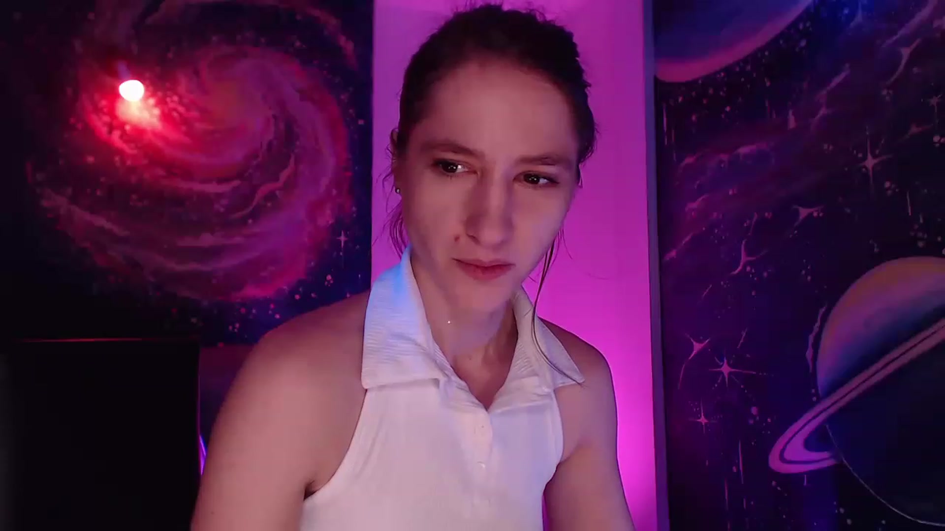 Gallery image thumbnail from IntruderRorry's myfreecams stream on, 12/19/2022, 07:56 image 20 of 20