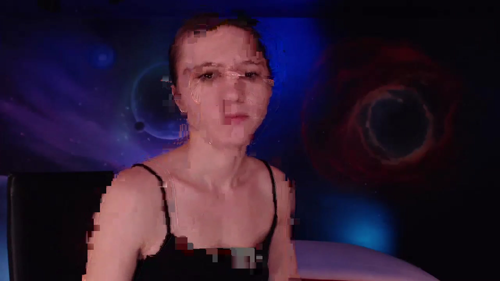 Gallery image thumbnail from IntruderRorry's myfreecams stream on, 12/20/2022, 10:04 image 19 of 20
