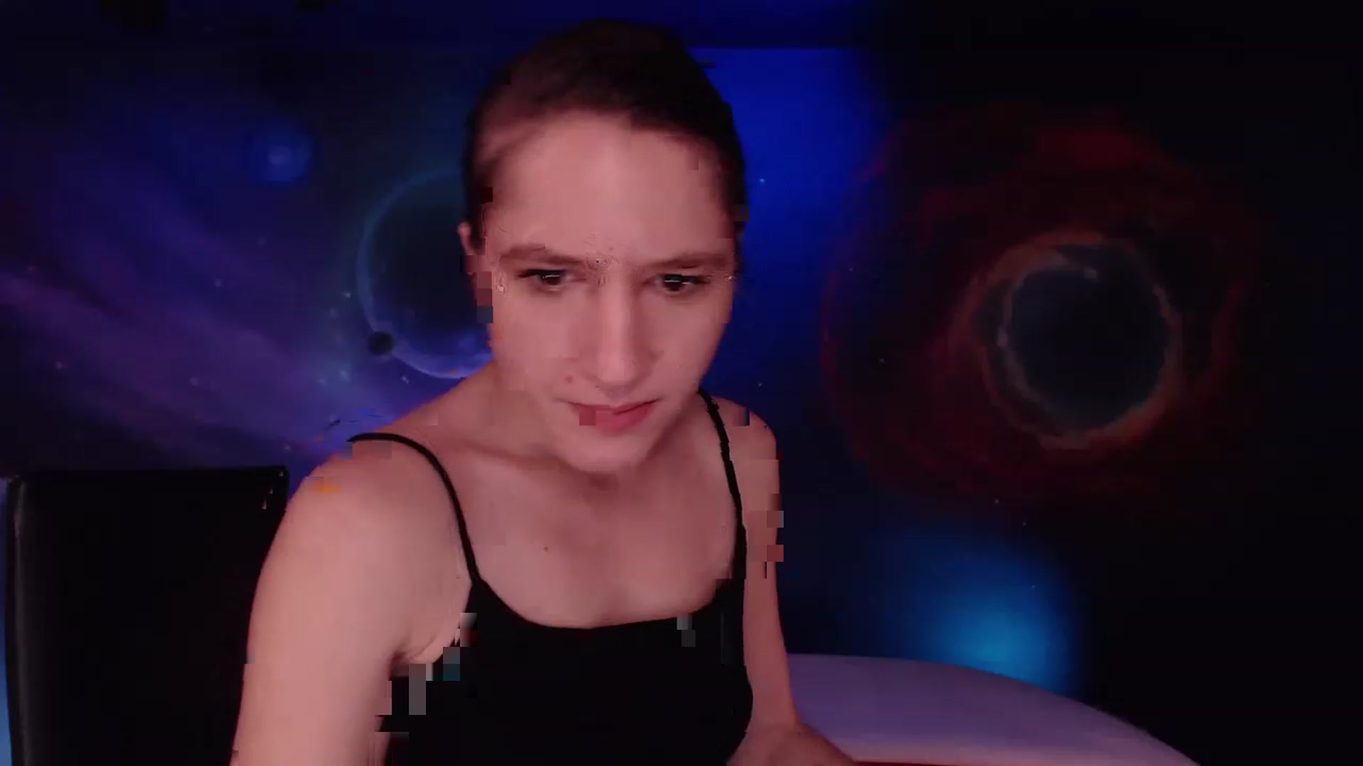 Gallery image thumbnail from IntruderRorry's myfreecams stream on, 12/20/2022, 10:18 image 20 of 20