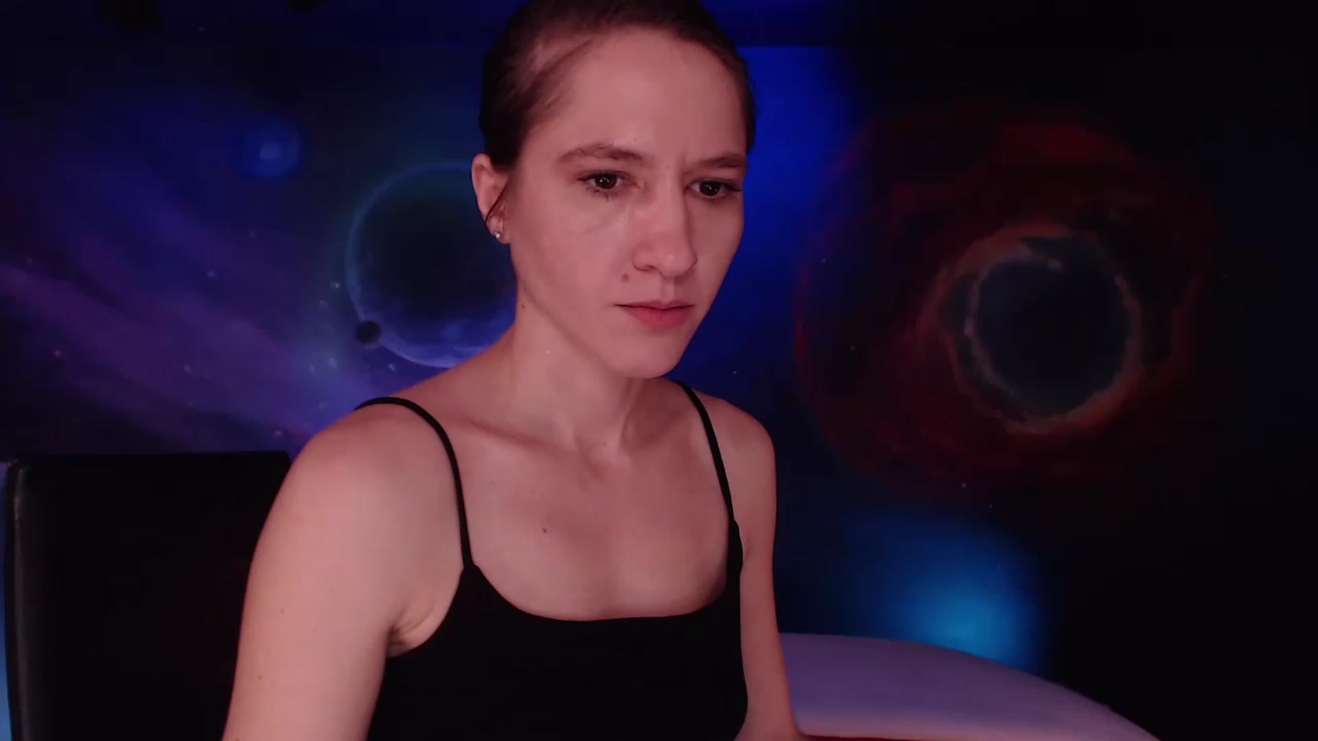 Gallery image thumbnail from IntruderRorry's myfreecams stream on, 12/20/2022, 10:18 image 15 of 20