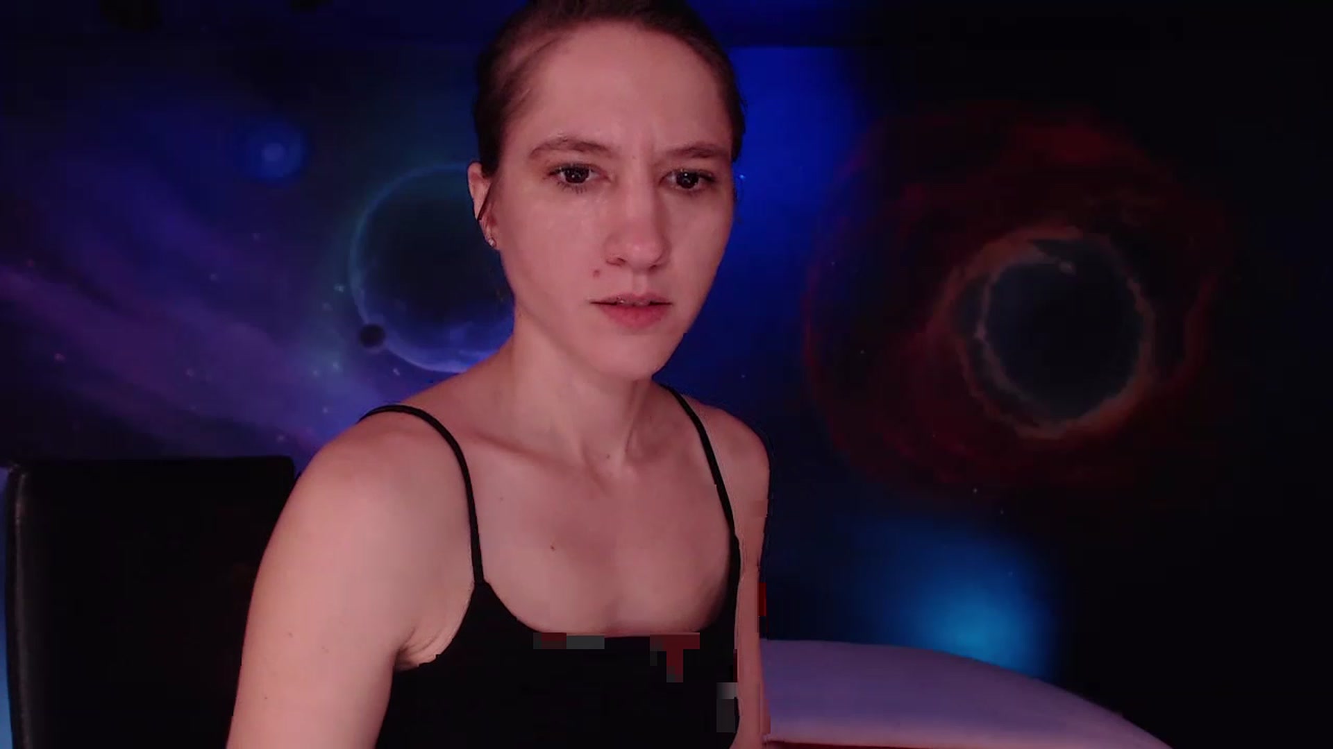 Gallery image thumbnail from IntruderRorry's myfreecams stream on, 12/20/2022, 10:18 image 9 of 20
