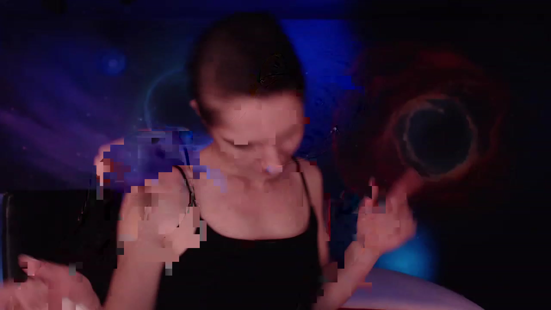 Gallery image thumbnail from IntruderRorry's myfreecams stream on, 12/20/2022, 10:18 image 17 of 20