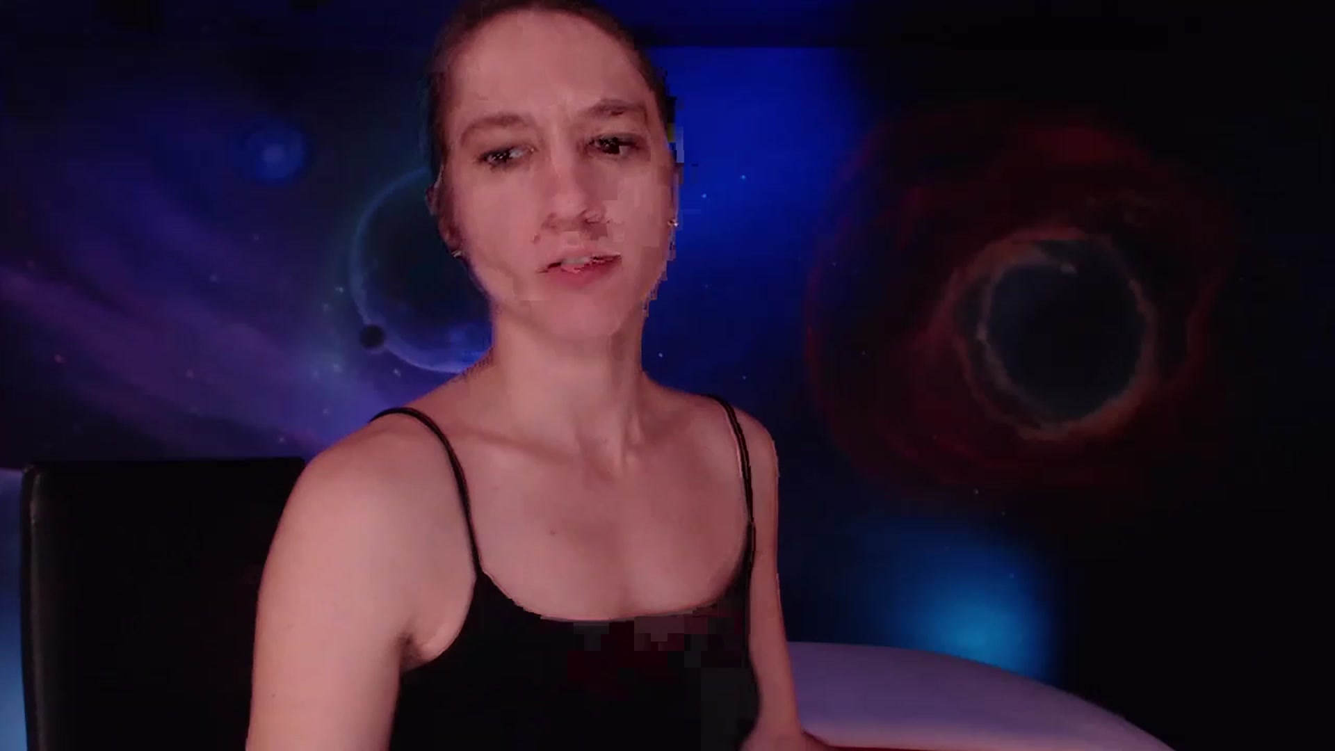 Gallery image thumbnail from IntruderRorry's myfreecams stream on, 12/20/2022, 10:18 image 1 of 20