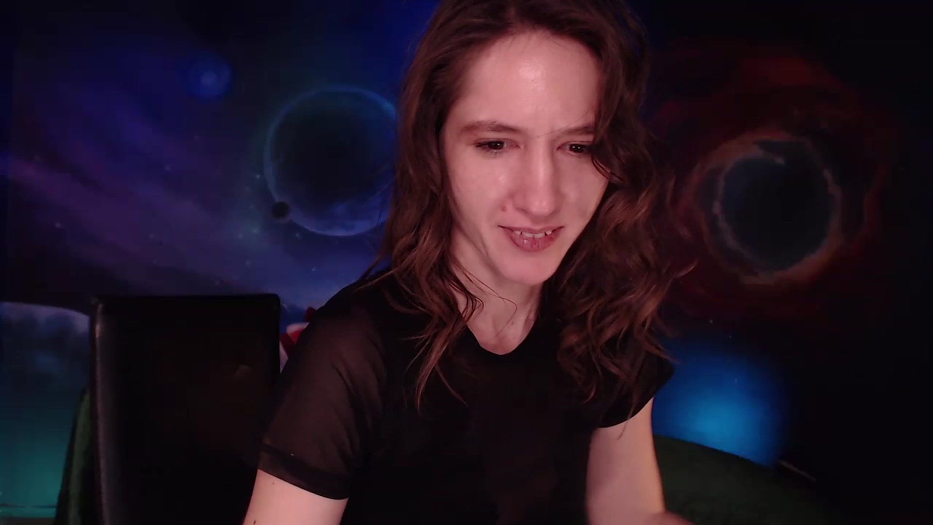 Gallery image thumbnail from IntruderRorry's myfreecams stream on, 12/23/2022, 09:27 image 15 of 20