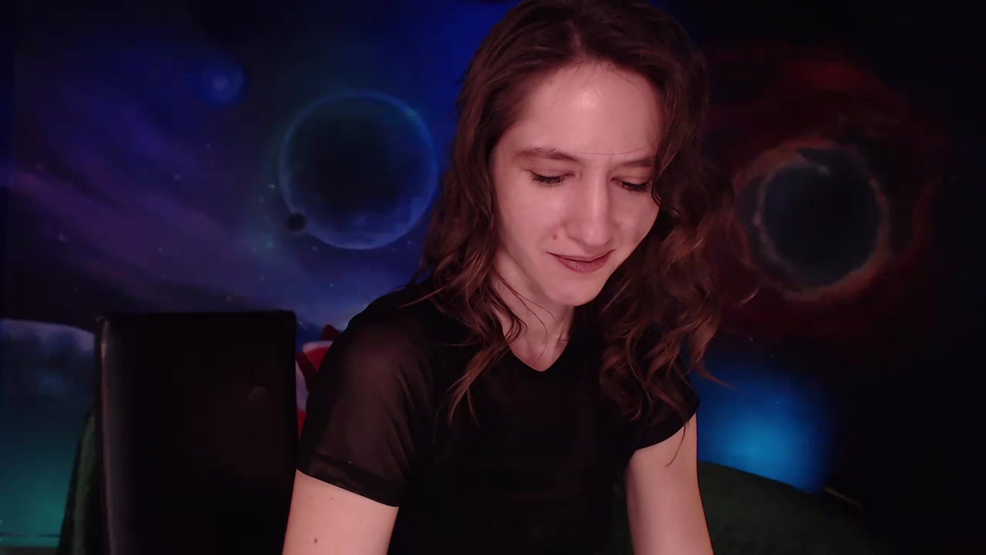 Gallery image thumbnail from IntruderRorry's myfreecams stream on, 12/23/2022, 09:27 image 14 of 20