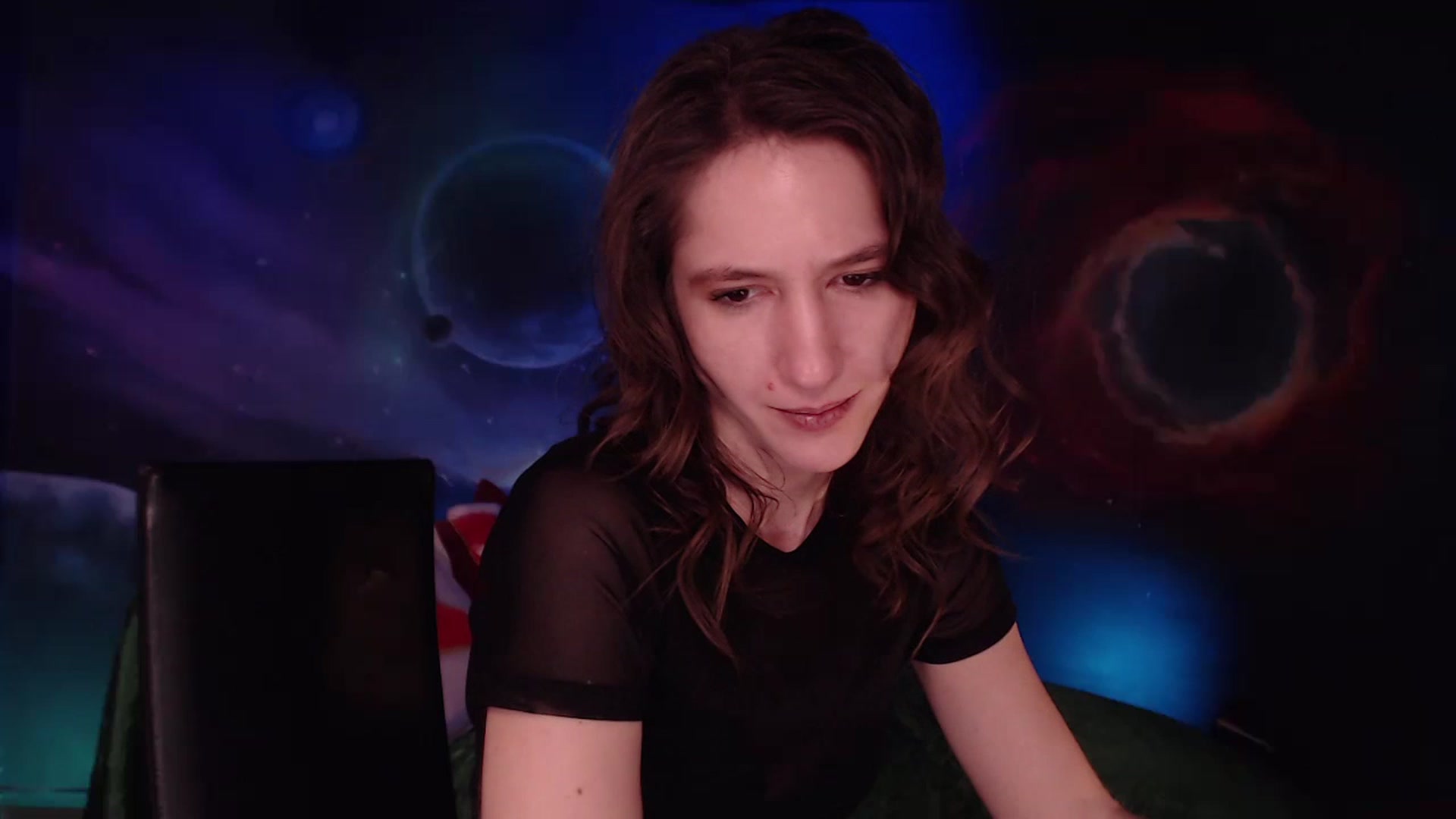 Gallery image thumbnail from IntruderRorry's myfreecams stream on, 12/23/2022, 09:27 image 16 of 20
