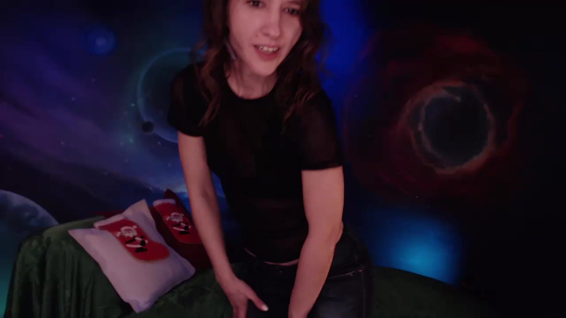 Gallery image thumbnail from IntruderRorry's myfreecams stream on, 12/23/2022, 13:16 image 20 of 20