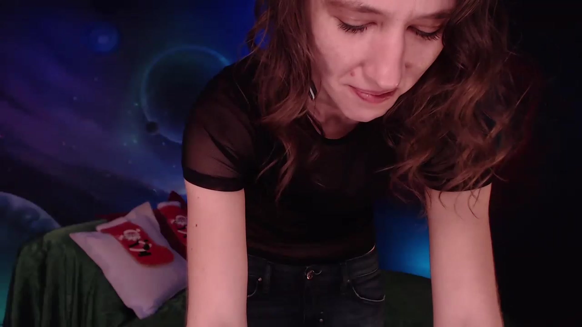 Gallery image thumbnail from IntruderRorry's myfreecams stream on, 12/23/2022, 13:16 image 9 of 20