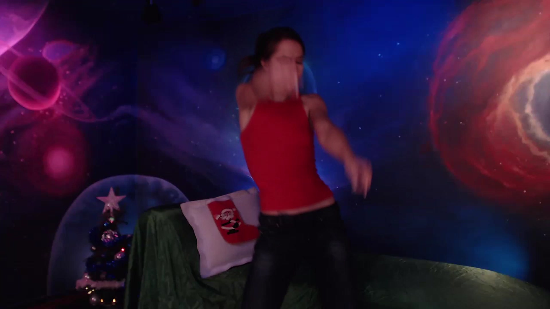 Gallery image thumbnail from IntruderRorry's myfreecams stream on, 12/24/2022, 09:41 image 2 of 20