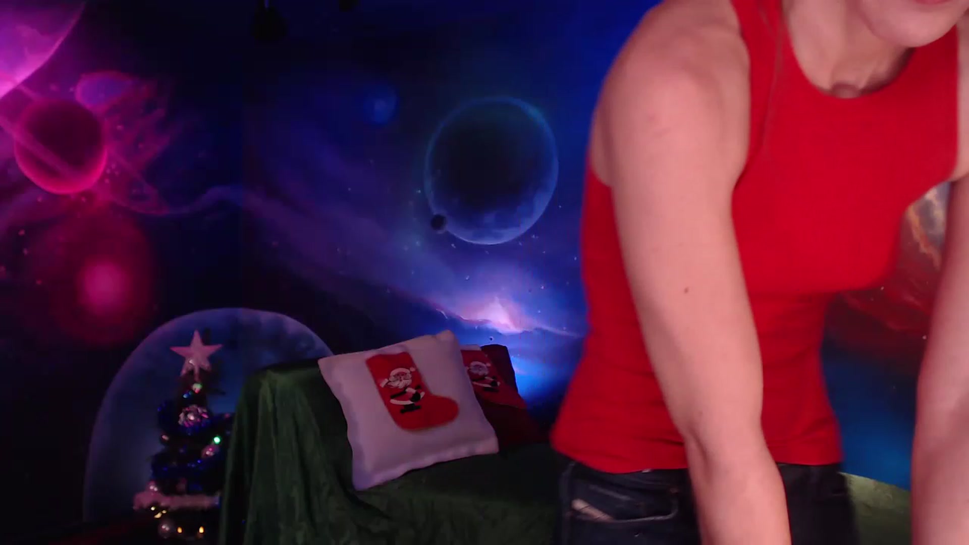 Gallery image thumbnail from IntruderRorry's myfreecams stream on, 12/24/2022, 09:41 image 8 of 20