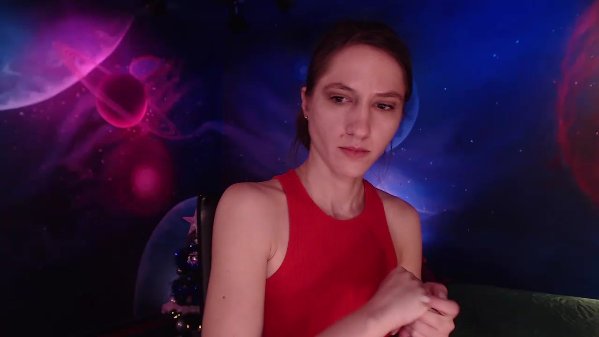 Gallery image thumbnail from IntruderRorry's myfreecams stream on, 12/24/2022, 13:27 image 9 of 20