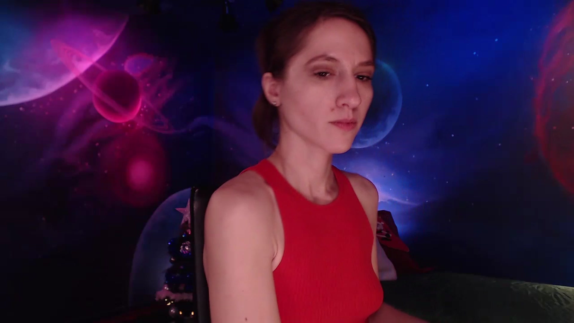 Gallery image thumbnail from IntruderRorry's myfreecams stream on, 12/24/2022, 13:27 image 8 of 20