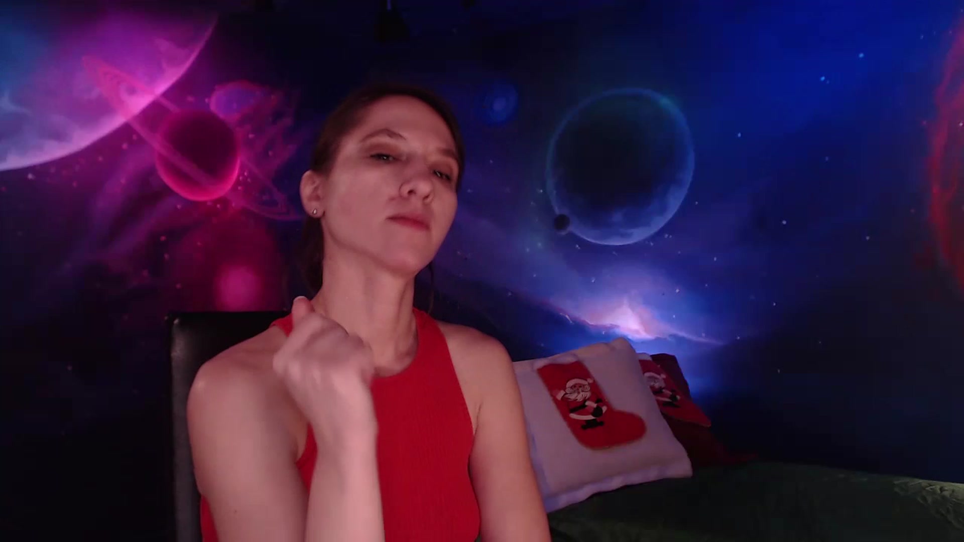 Gallery image thumbnail from IntruderRorry's myfreecams stream on, 12/24/2022, 15:03 image 8 of 20