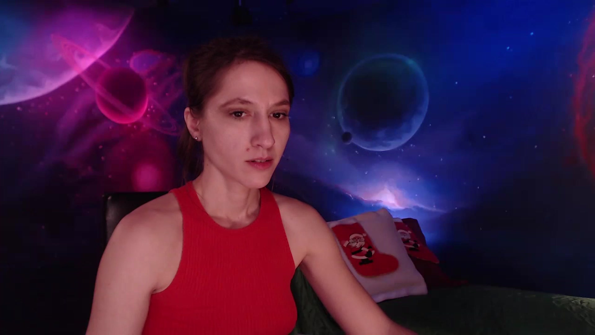 Gallery image thumbnail from IntruderRorry's myfreecams stream on, 12/24/2022, 15:03 image 3 of 20