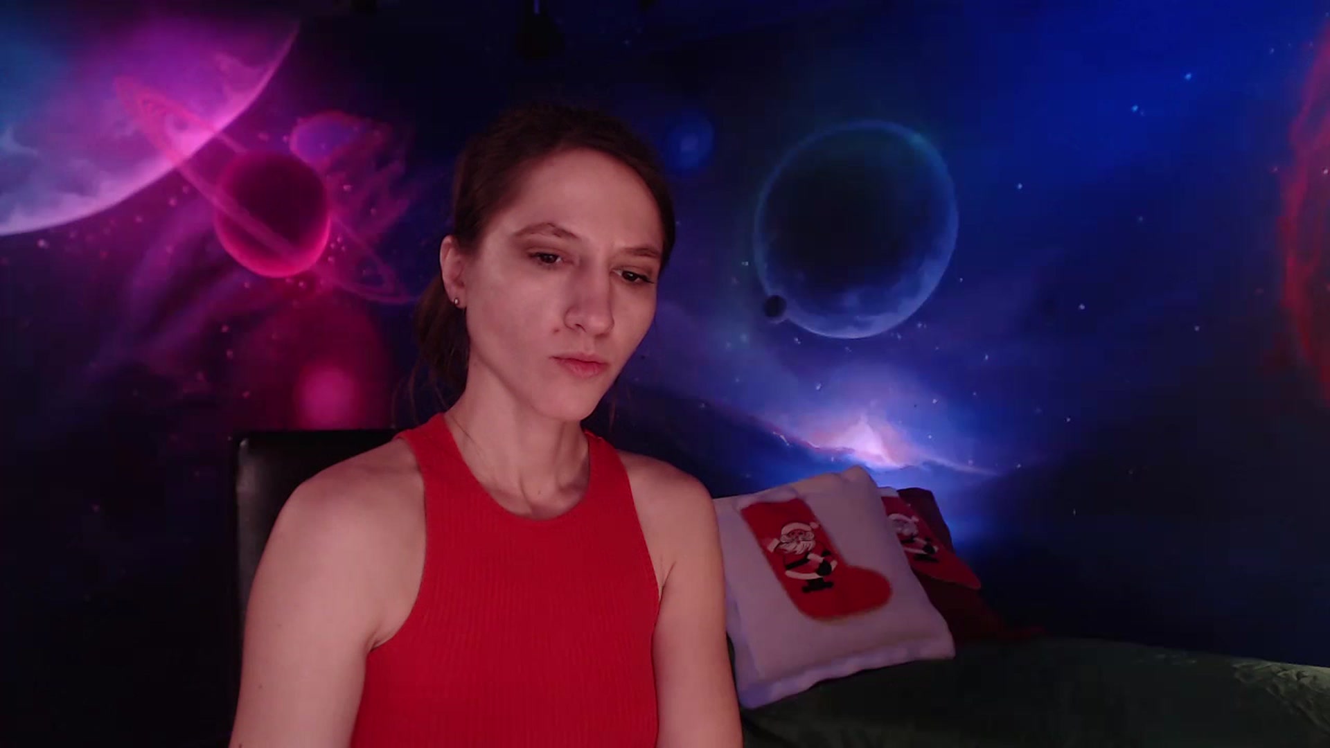 Gallery image thumbnail from IntruderRorry's myfreecams stream on, 12/24/2022, 15:03 image 11 of 20
