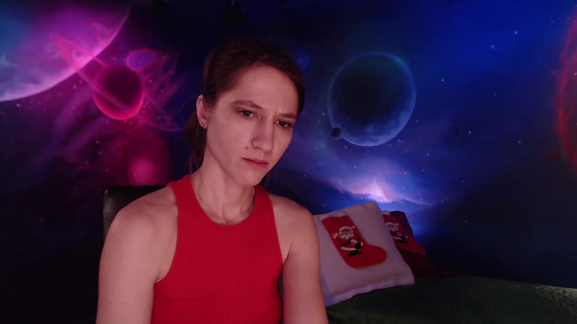 Gallery image thumbnail from IntruderRorry's myfreecams stream on, 12/24/2022, 15:03 image 1 of 20