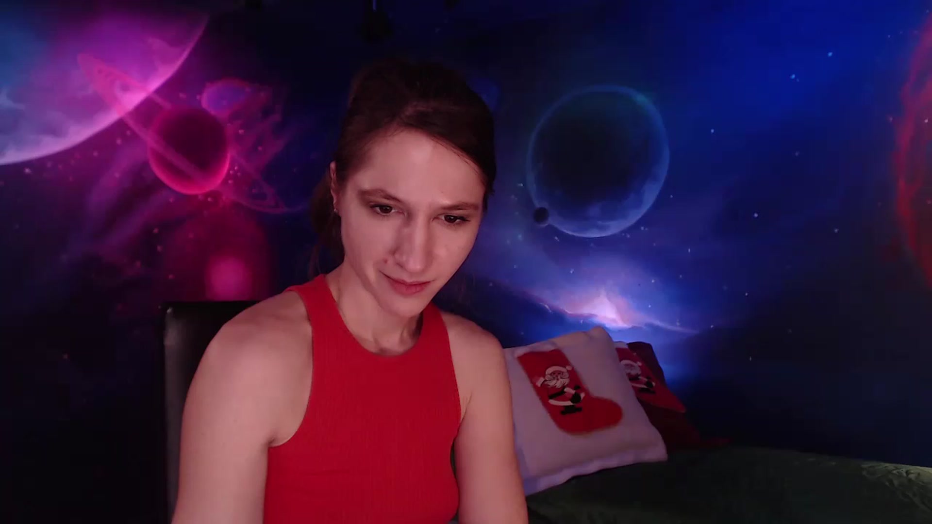 Gallery image thumbnail from IntruderRorry's myfreecams stream on, 12/24/2022, 15:03 image 19 of 20