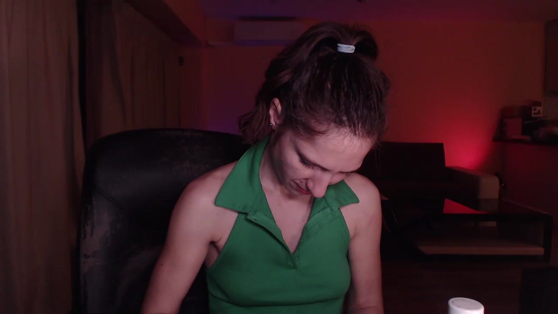 Gallery image thumbnail from IntruderRorry's myfreecams stream on, 12/25/2022, 17:07 image 15 of 20