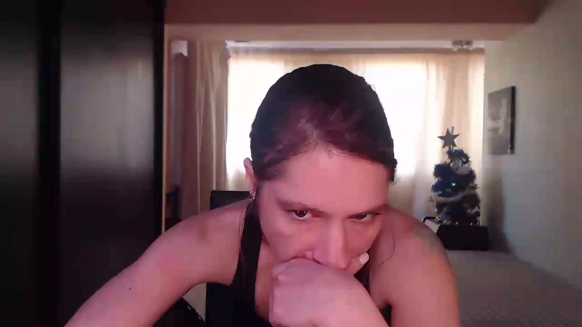 Gallery image thumbnail from IntruderRorry's myfreecams stream on, 12/26/2022, 08:43 image 10 of 20