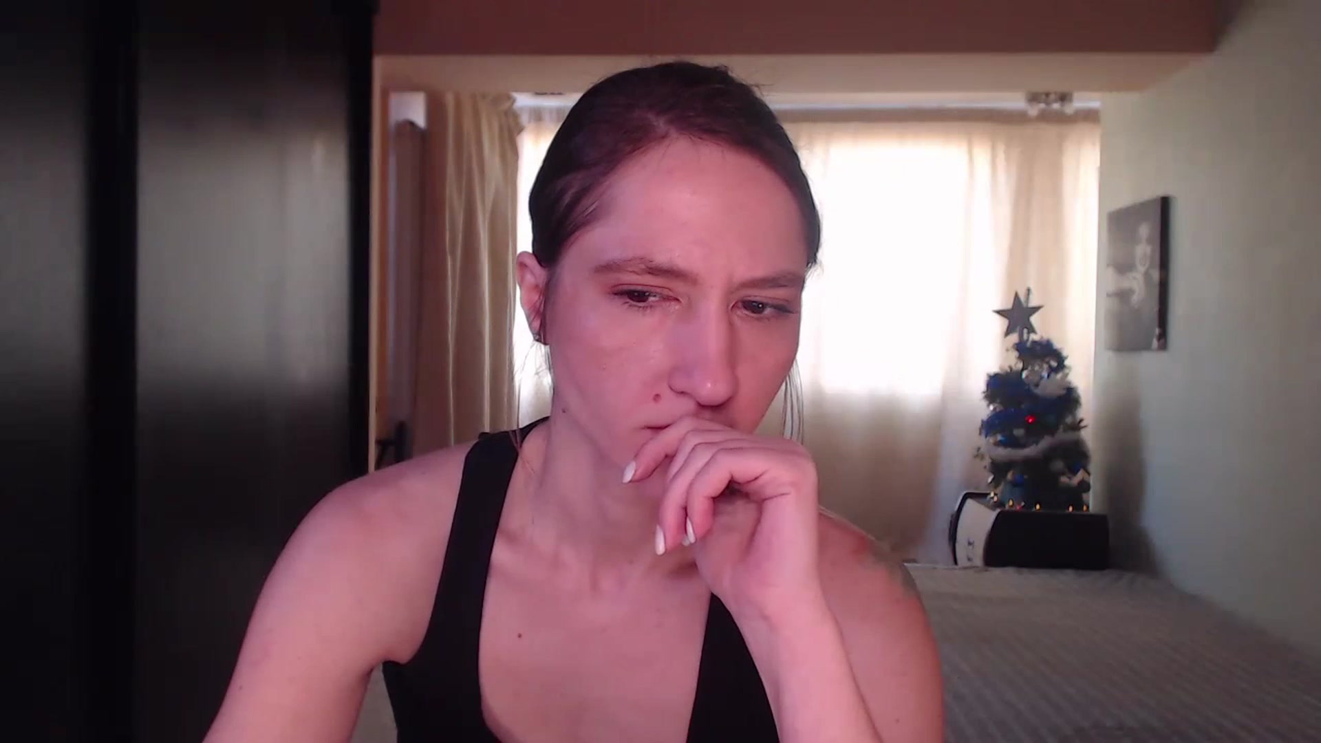 Gallery image thumbnail from IntruderRorry's myfreecams stream on, 12/26/2022, 08:43 image 3 of 20