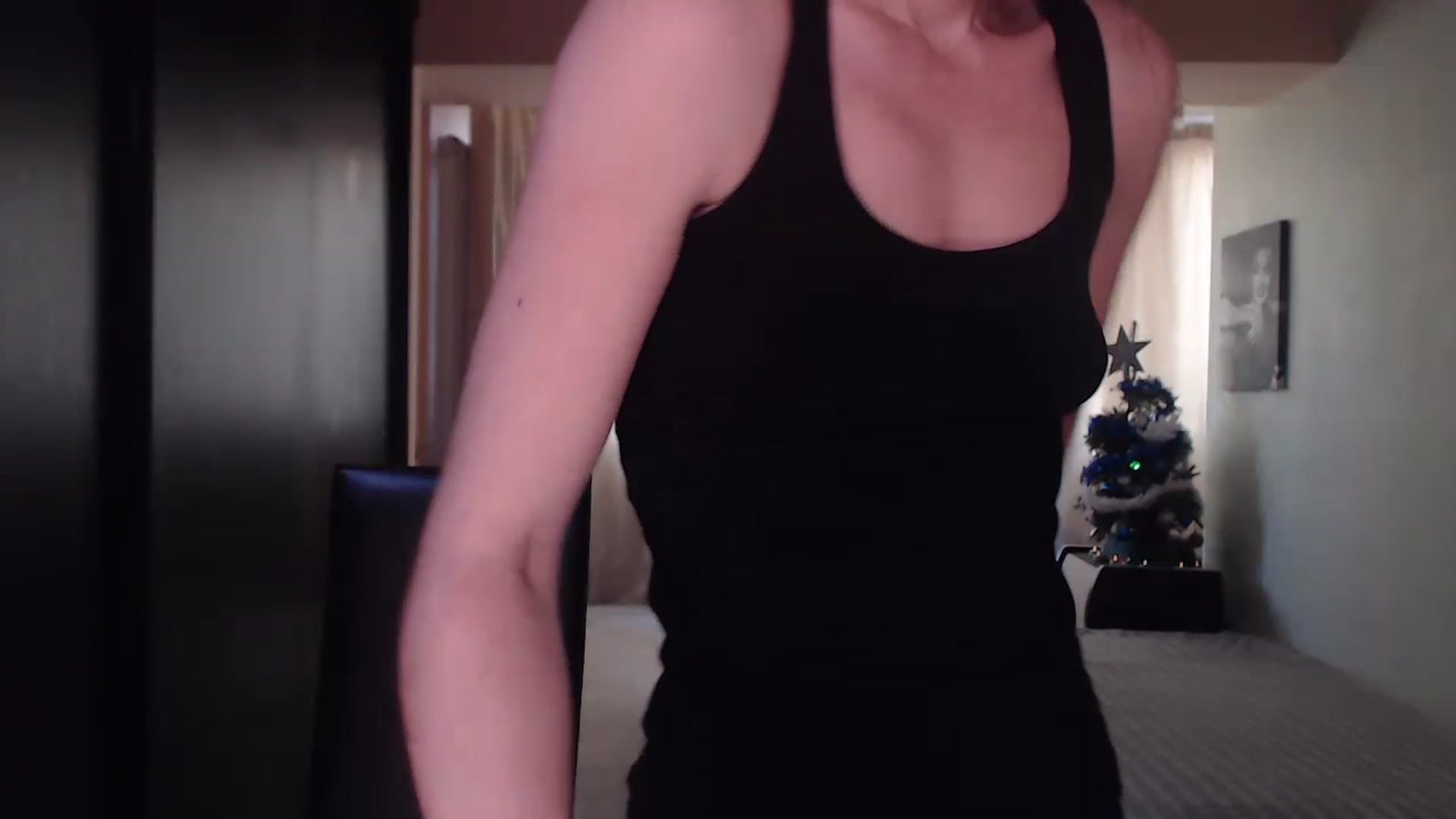 Gallery image thumbnail from IntruderRorry's myfreecams stream on, 12/26/2022, 09:41 image 10 of 20