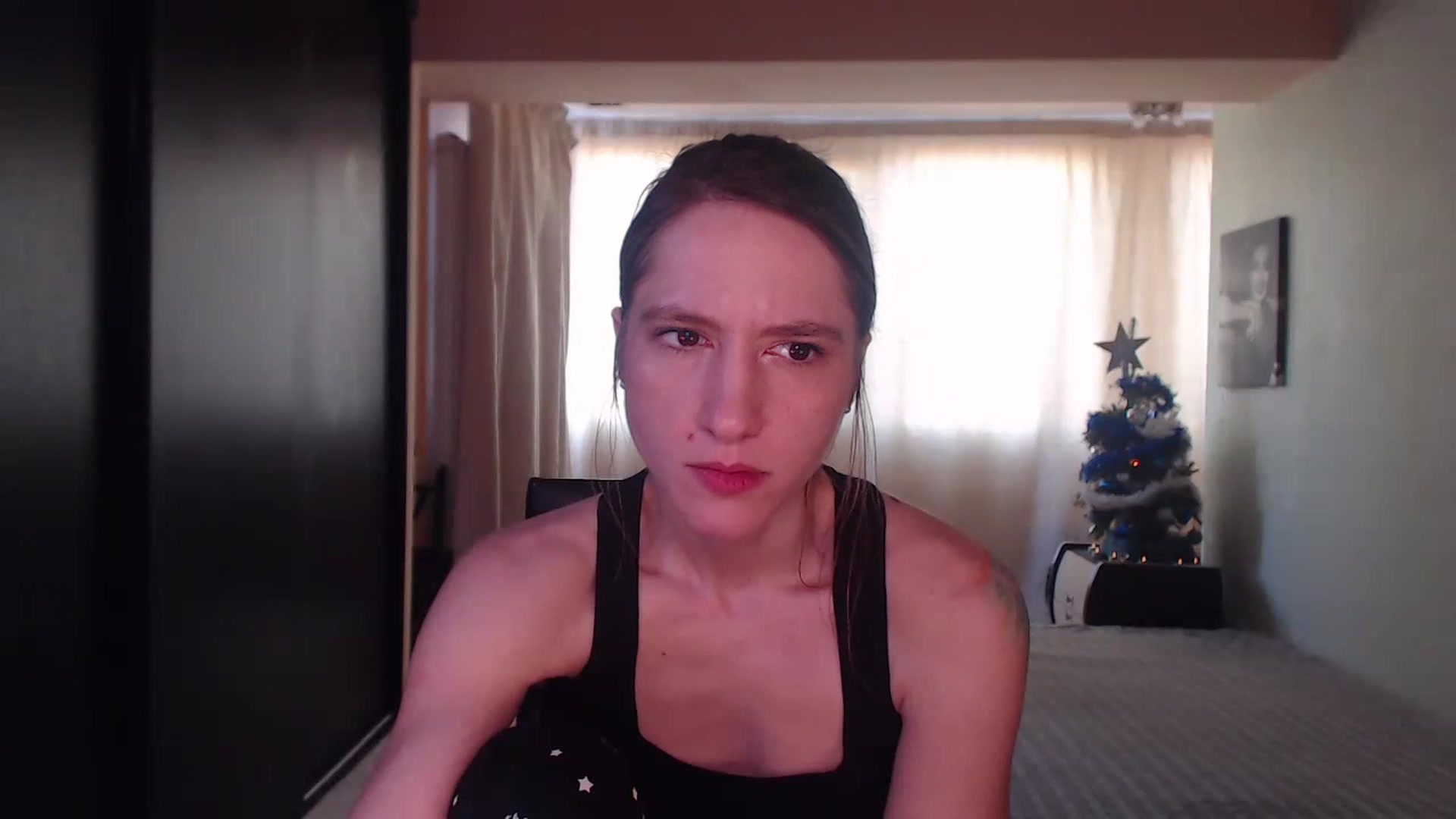 Gallery image thumbnail from IntruderRorry's myfreecams stream on, 12/26/2022, 09:41 image 1 of 20