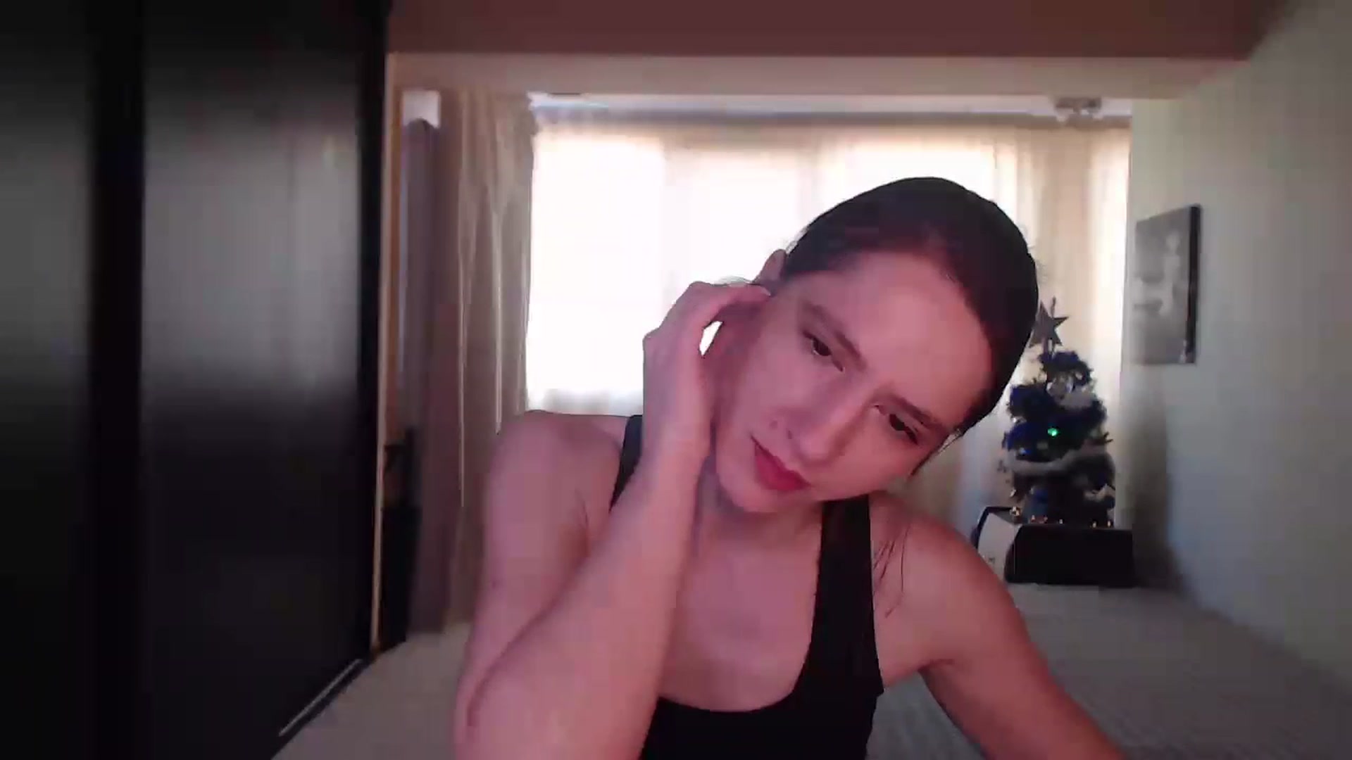 Gallery image thumbnail from IntruderRorry's myfreecams stream on, 12/26/2022, 09:41 image 17 of 20