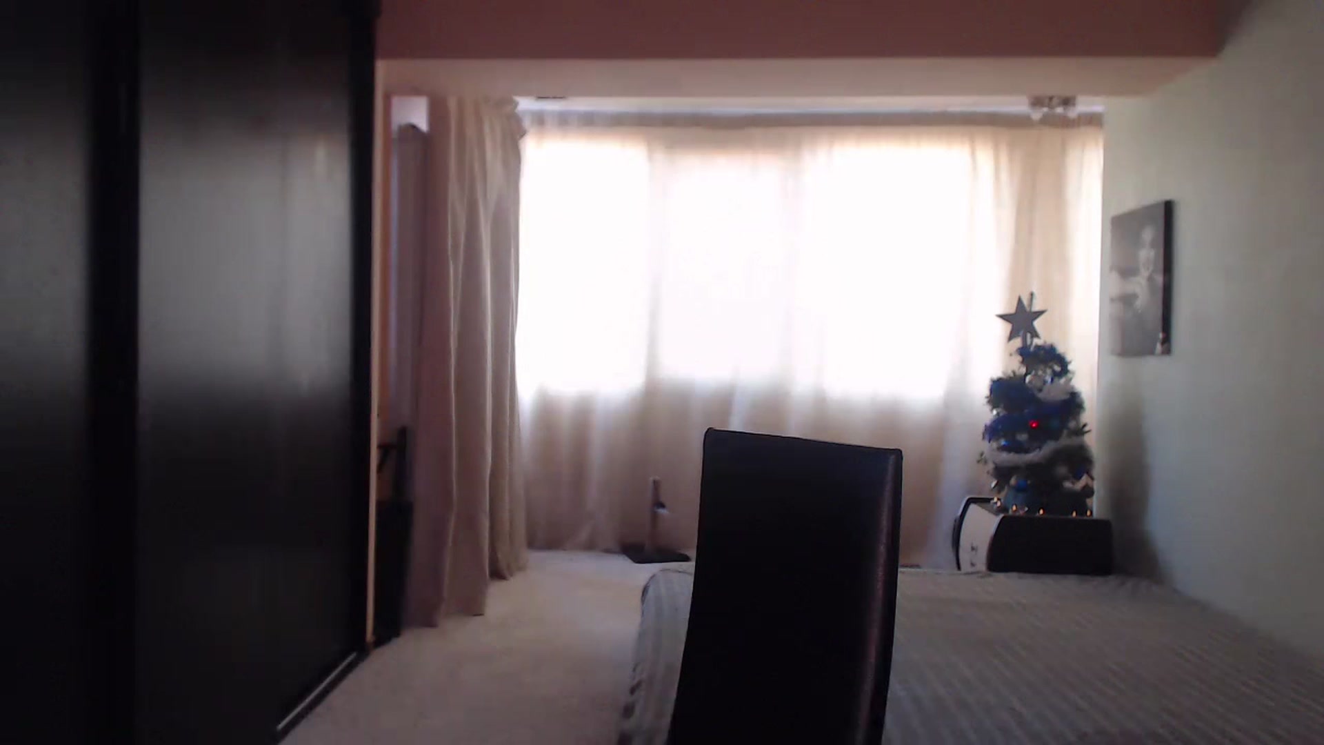 Gallery image thumbnail from IntruderRorry's myfreecams stream on, 12/26/2022, 09:41 image 7 of 20