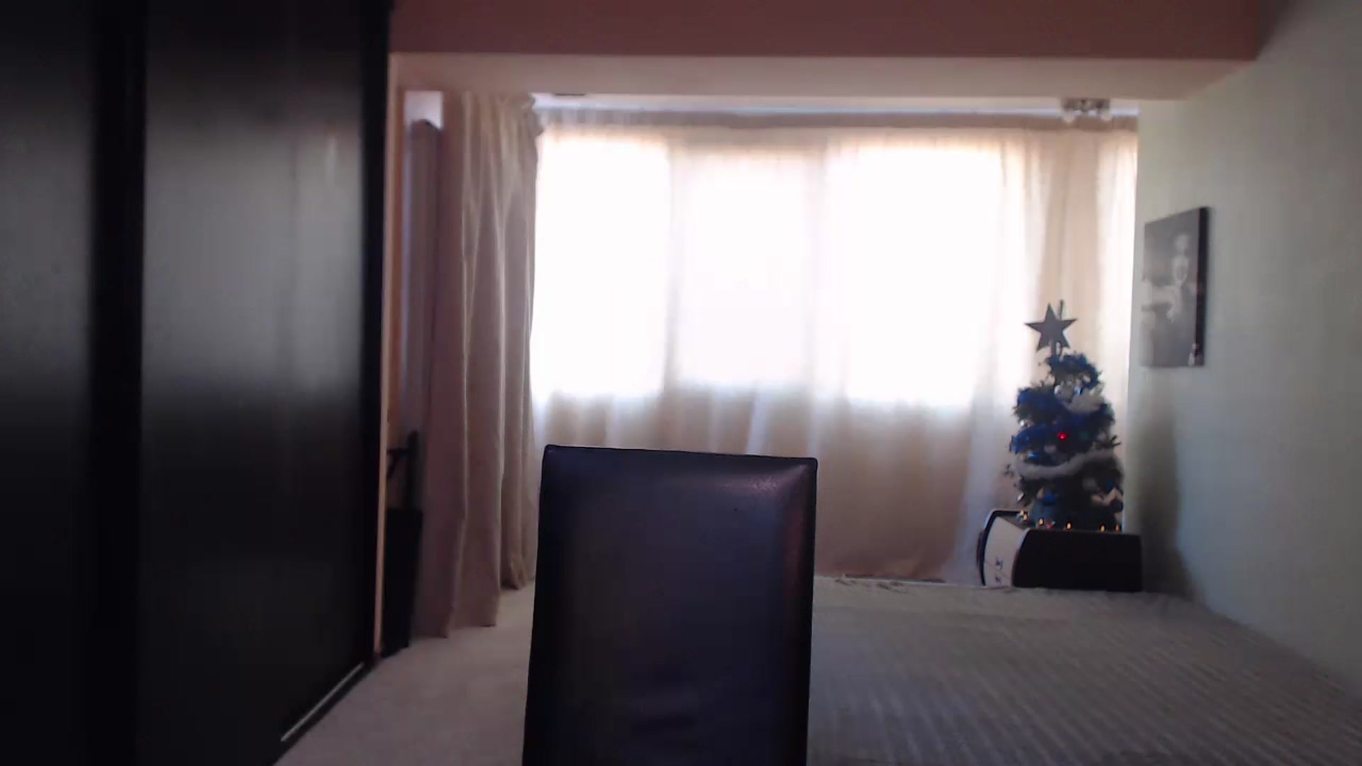 Gallery image thumbnail from IntruderRorry's myfreecams stream on, 12/26/2022, 10:27 image 2 of 20