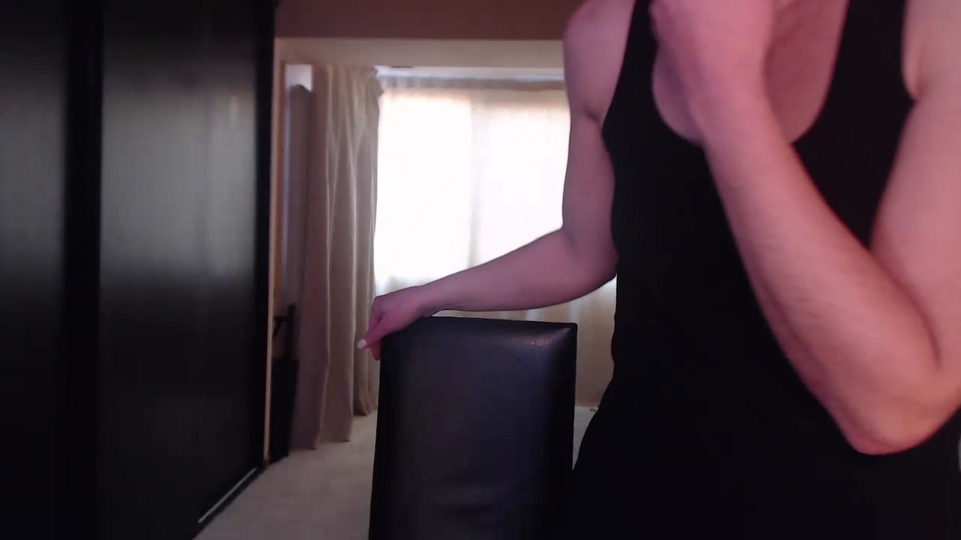 Gallery image thumbnail from IntruderRorry's myfreecams stream on, 12/26/2022, 10:27 image 5 of 20