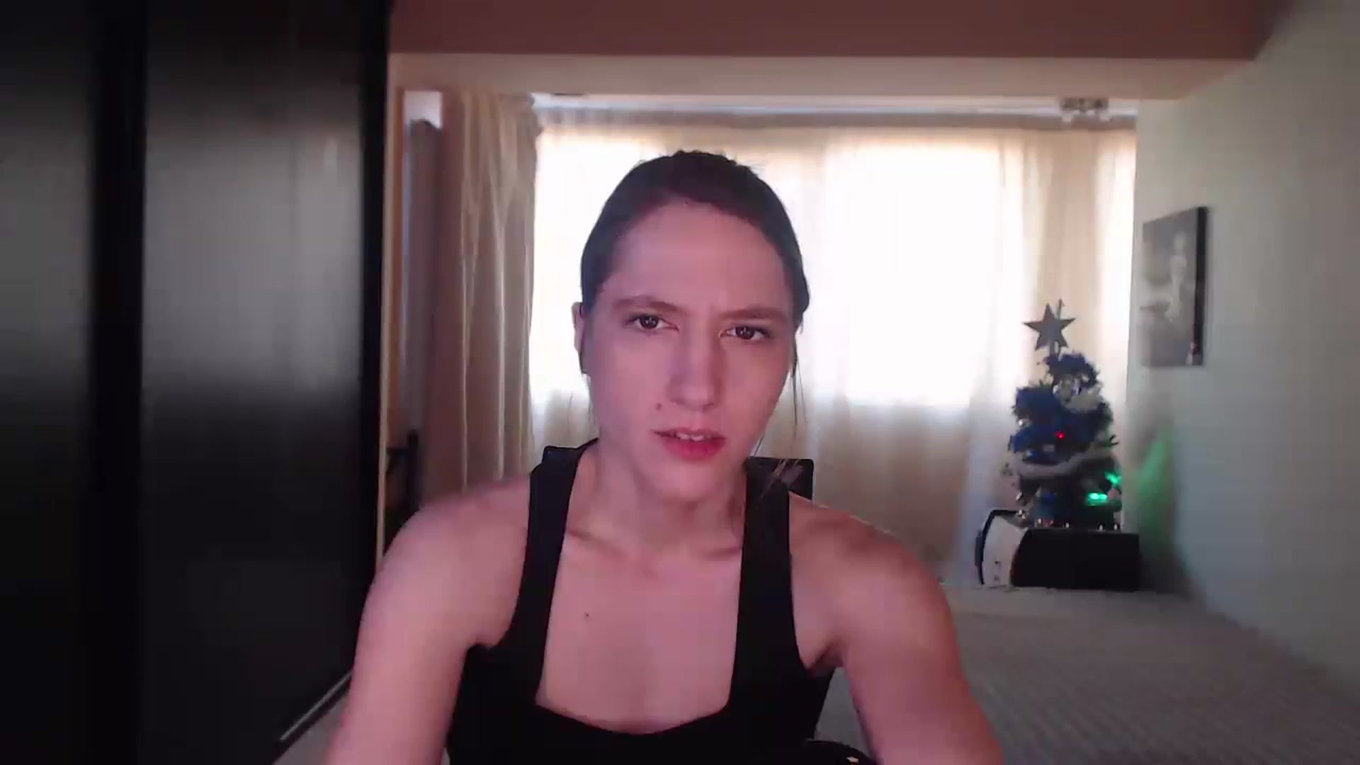 Gallery image thumbnail from IntruderRorry's myfreecams stream on, 12/26/2022, 11:19 image 7 of 20