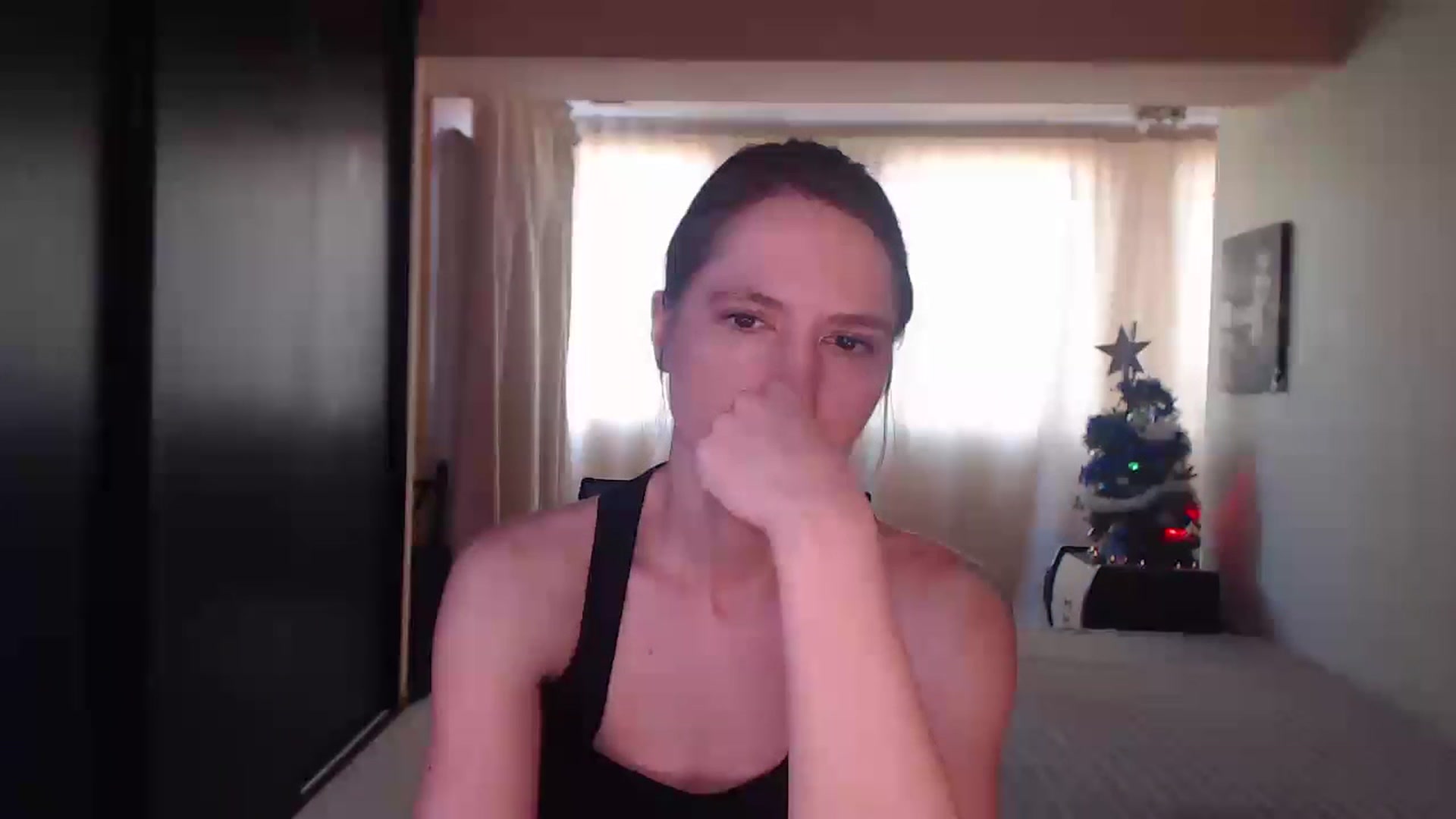 Gallery image thumbnail from IntruderRorry's myfreecams stream on, 12/26/2022, 11:19 image 5 of 20