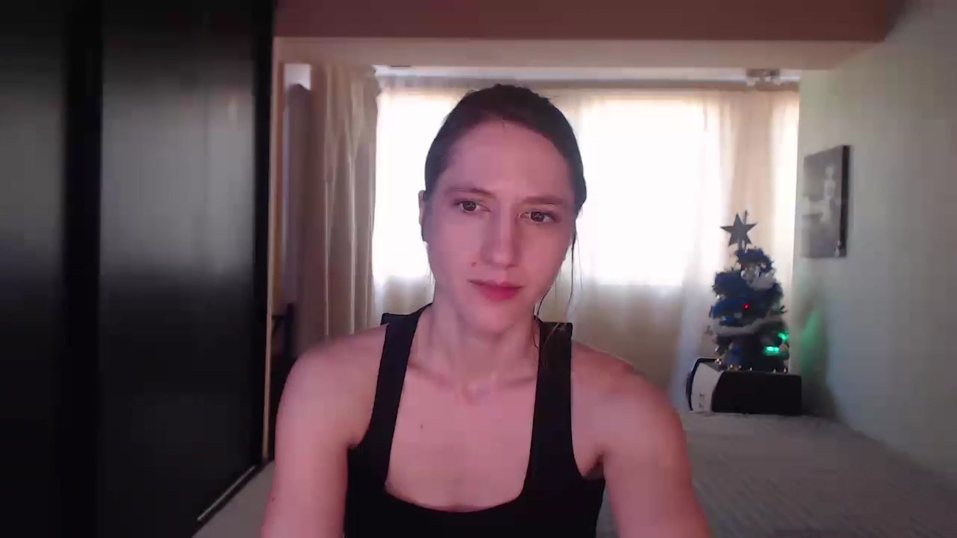 Gallery image thumbnail from IntruderRorry's myfreecams stream on, 12/26/2022, 11:19 image 2 of 20