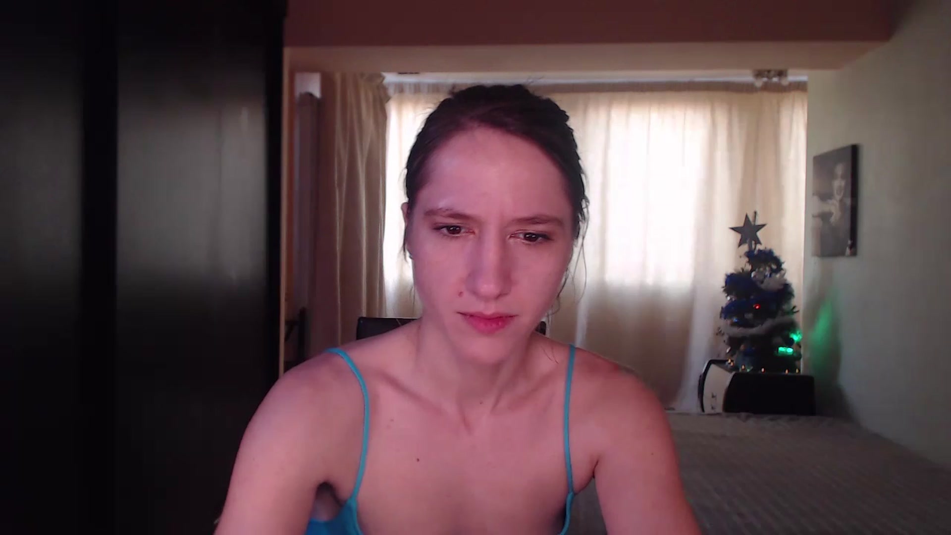 Gallery image thumbnail from IntruderRorry's myfreecams stream on, 12/26/2022, 14:04 image 4 of 20