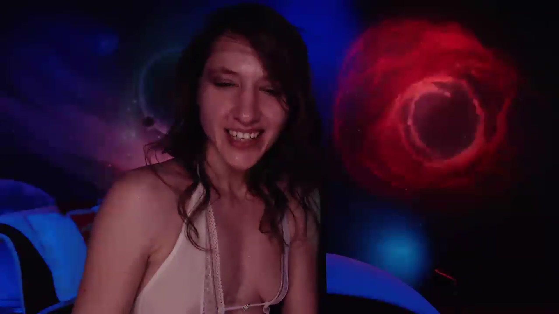 Gallery image thumbnail from IntruderRorry's myfreecams stream on, 12/27/2022, 12:32 image 19 of 20