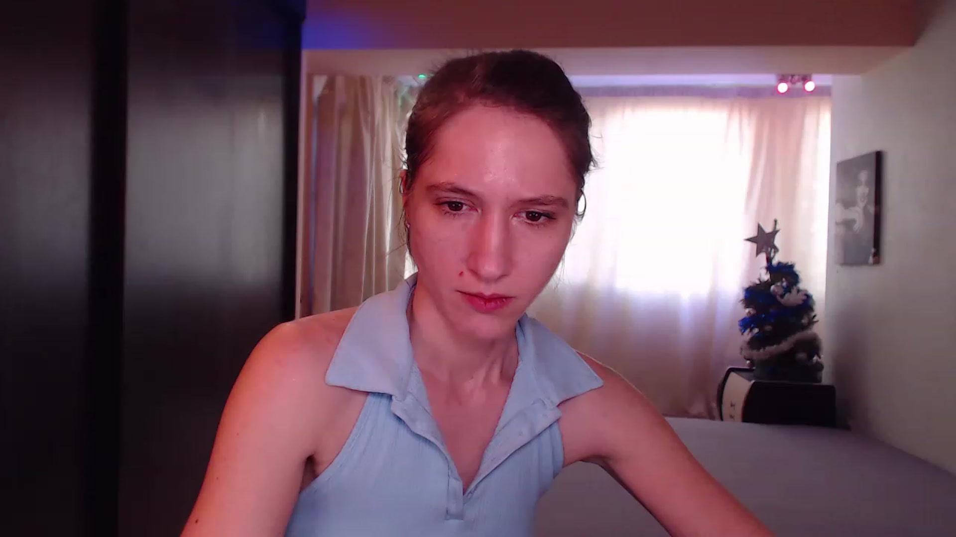 Gallery image thumbnail from IntruderRorry's myfreecams stream on, 12/30/2022, 13:34 image 7 of 20