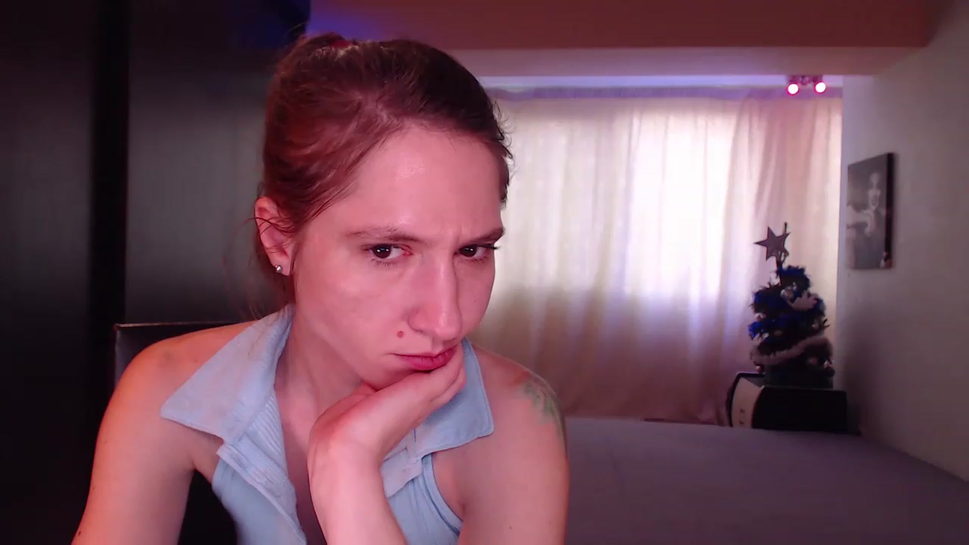 Gallery image thumbnail from IntruderRorry's myfreecams stream on, 12/30/2022, 13:34 image 20 of 20