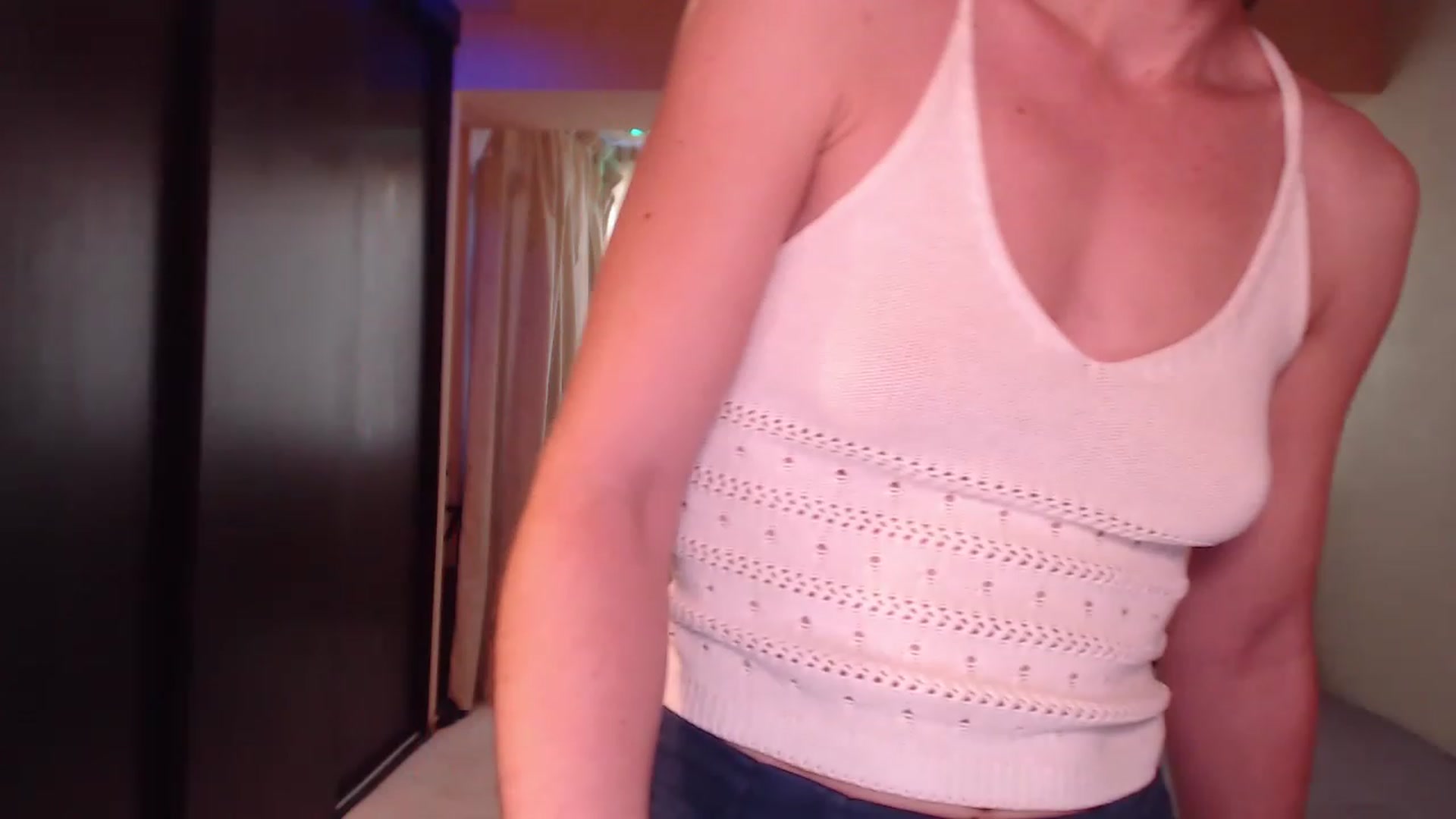 Gallery image thumbnail from IntruderRorry's myfreecams stream on, 12/31/2022, 09:59 image 4 of 20