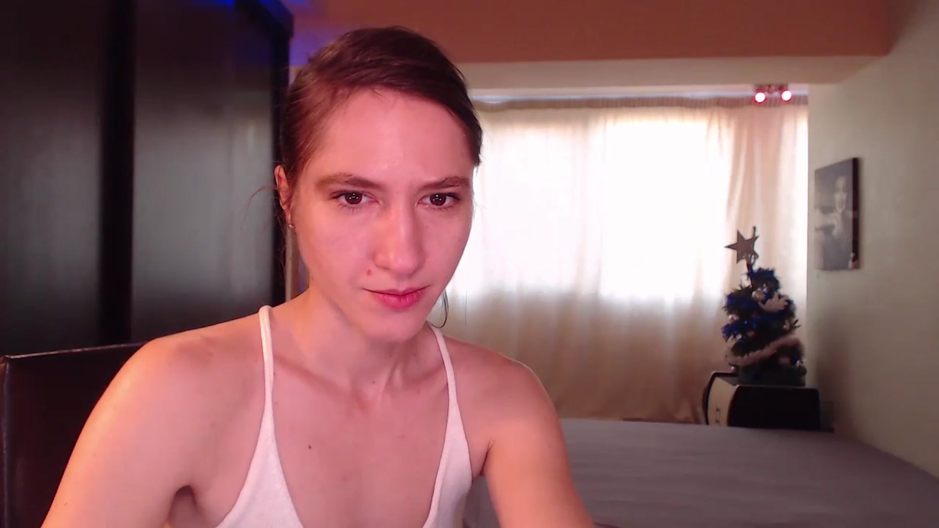Gallery image thumbnail from IntruderRorry's myfreecams stream on, 12/31/2022, 10:20 image 16 of 20