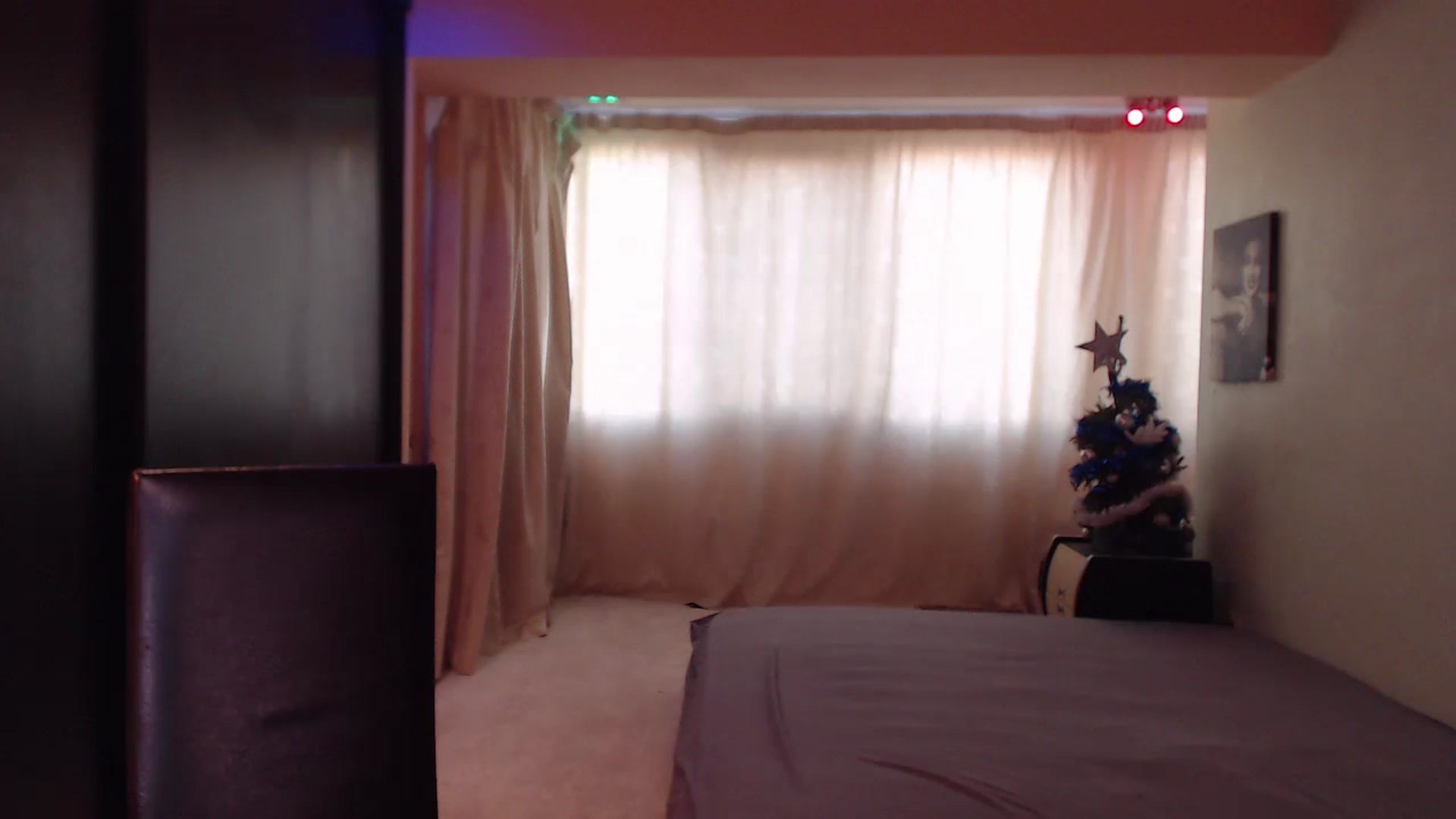 Gallery image thumbnail from IntruderRorry's myfreecams stream on, 12/31/2022, 13:53 image 8 of 20
