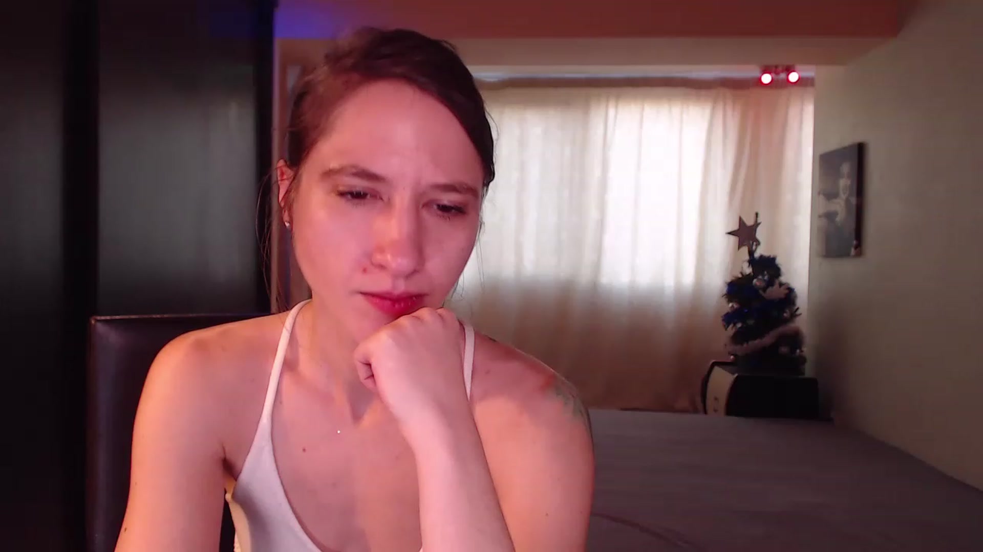 Gallery image thumbnail from IntruderRorry's myfreecams stream on, 12/31/2022, 13:53 image 15 of 20