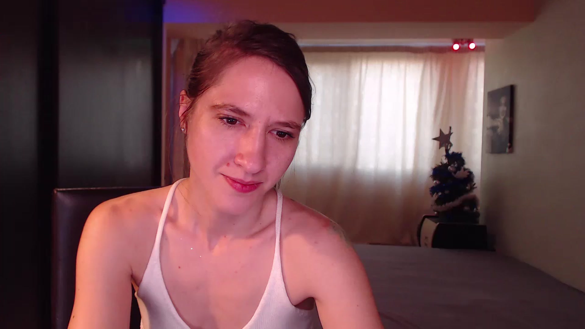 Gallery image thumbnail from IntruderRorry's myfreecams stream on, 12/31/2022, 13:53 image 18 of 20