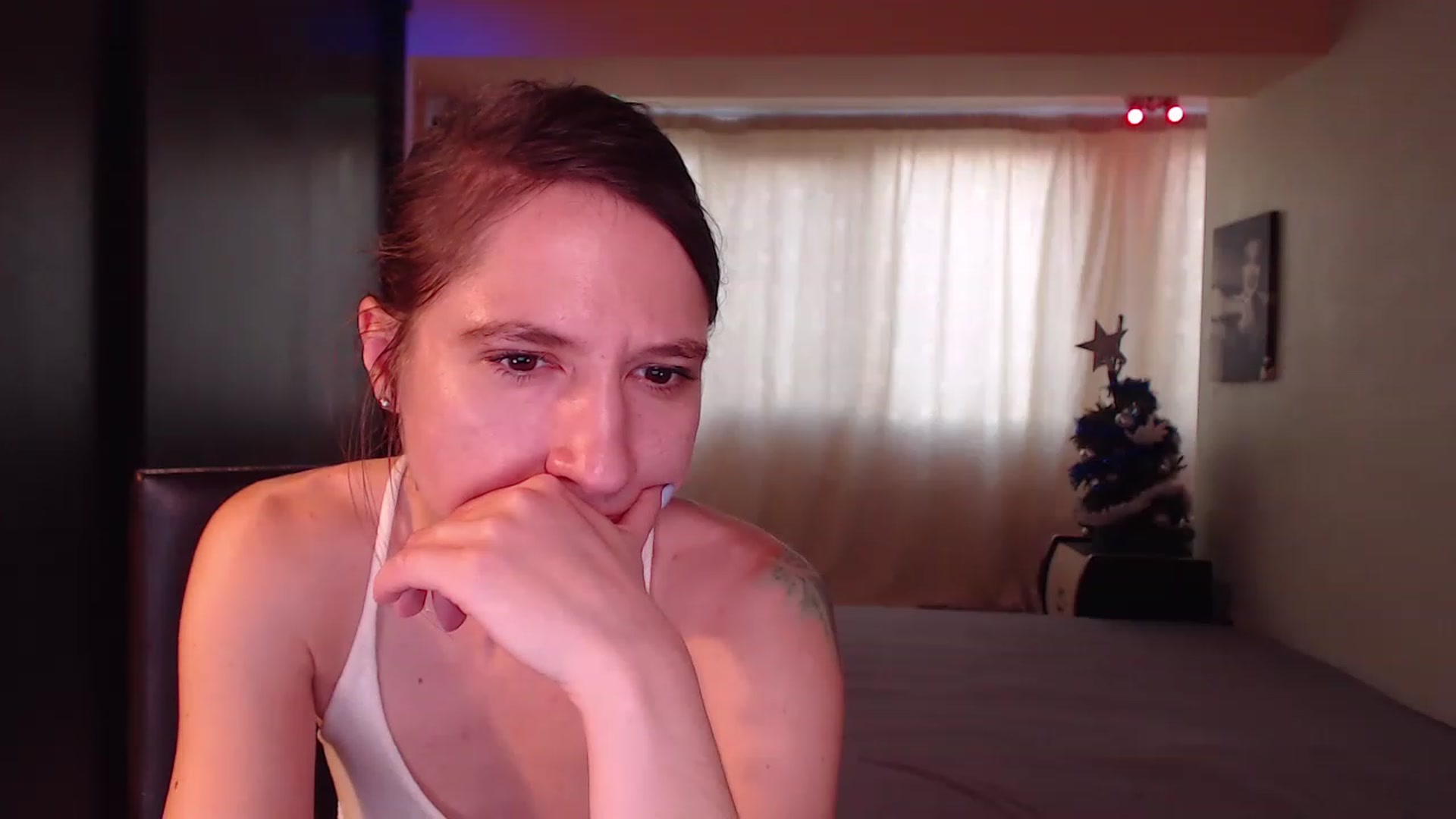 Gallery image thumbnail from IntruderRorry's myfreecams stream on, 12/31/2022, 13:53 image 20 of 20