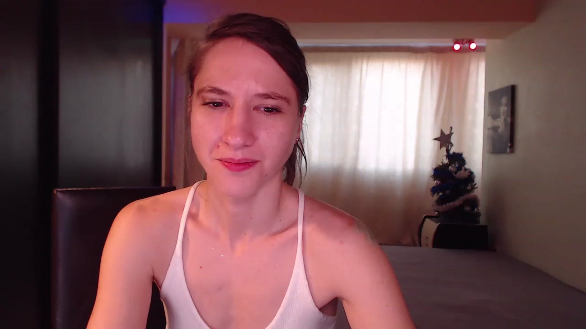 Gallery image thumbnail from IntruderRorry's myfreecams stream on, 12/31/2022, 13:53 image 12 of 20
