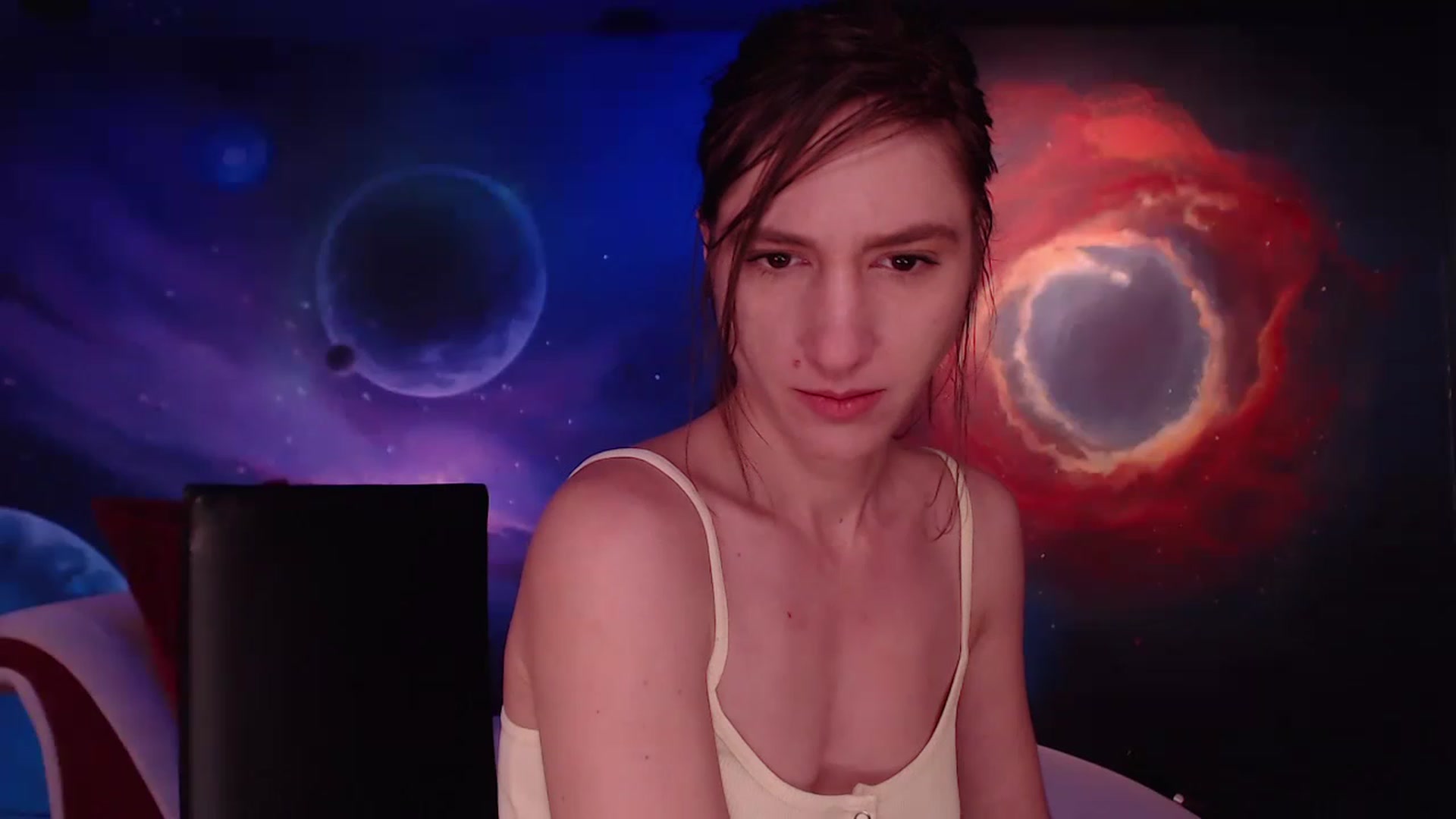 Gallery image thumbnail from IntruderRorry's myfreecams stream on, 03/18/2023, 10:08 image 4 of 20