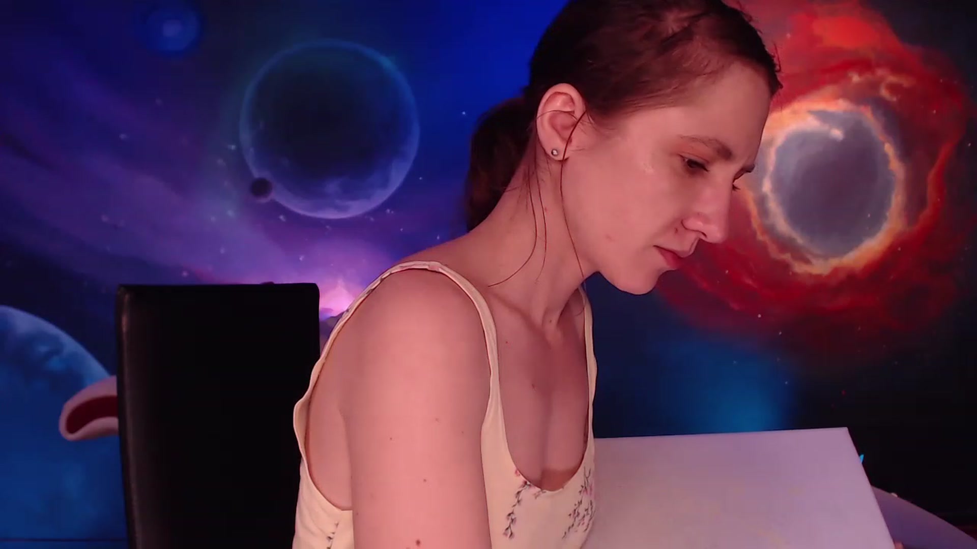 Gallery image thumbnail from IntruderRorry's myfreecams stream on, 04/20/2023, 09:56 image 7 of 20