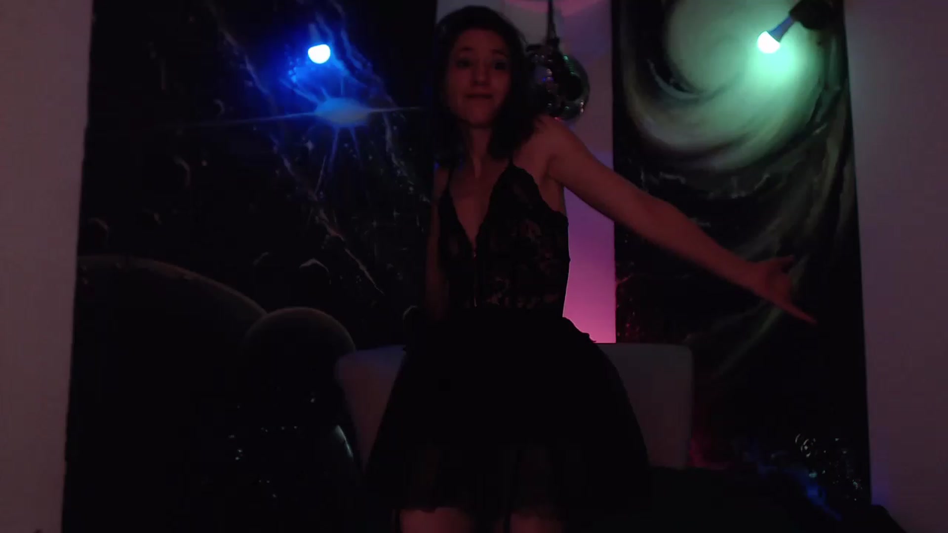 Gallery image thumbnail from IntruderRorry's myfreecams stream on, 05/01/2023, 10:56 image 10 of 20